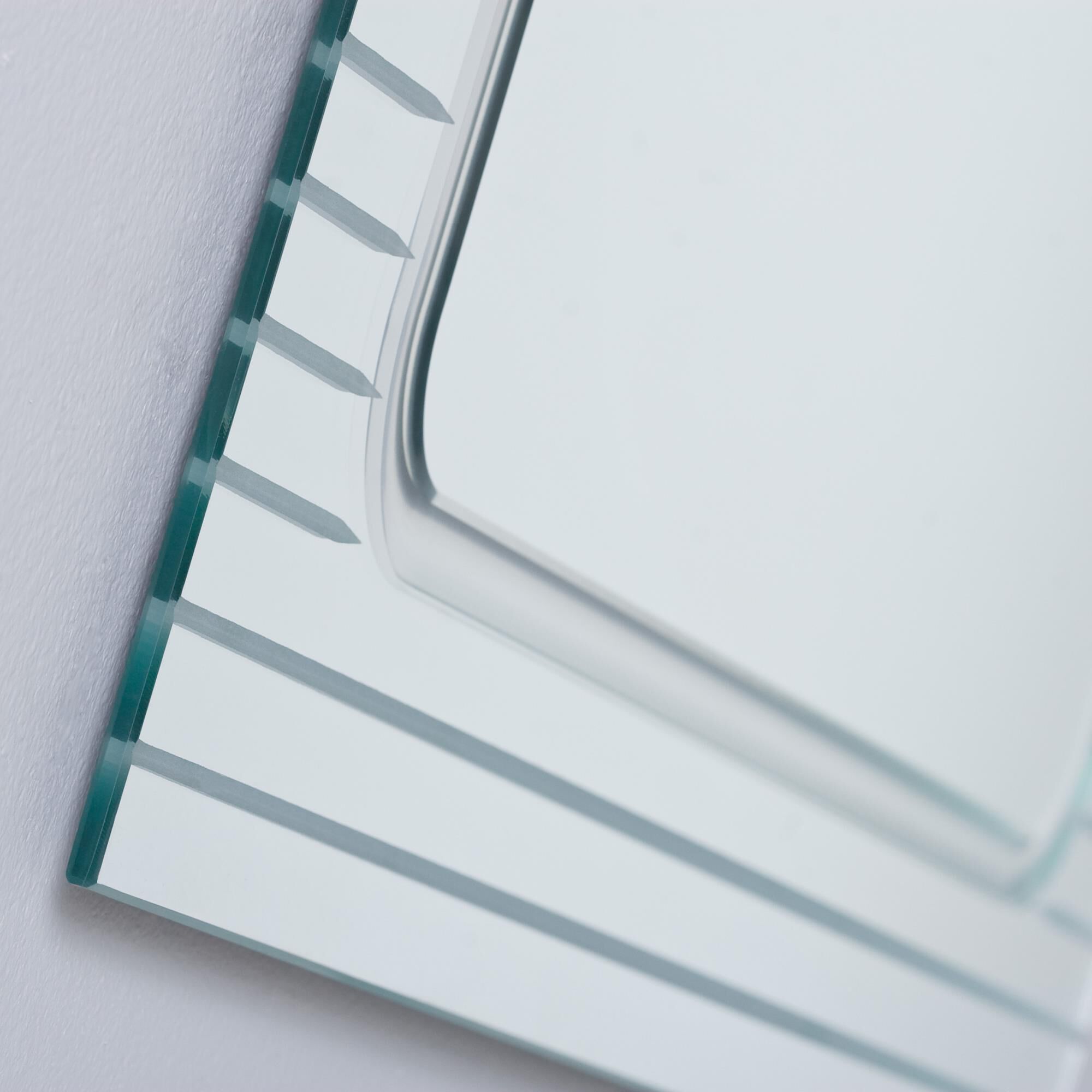 Shown in Mirror finish