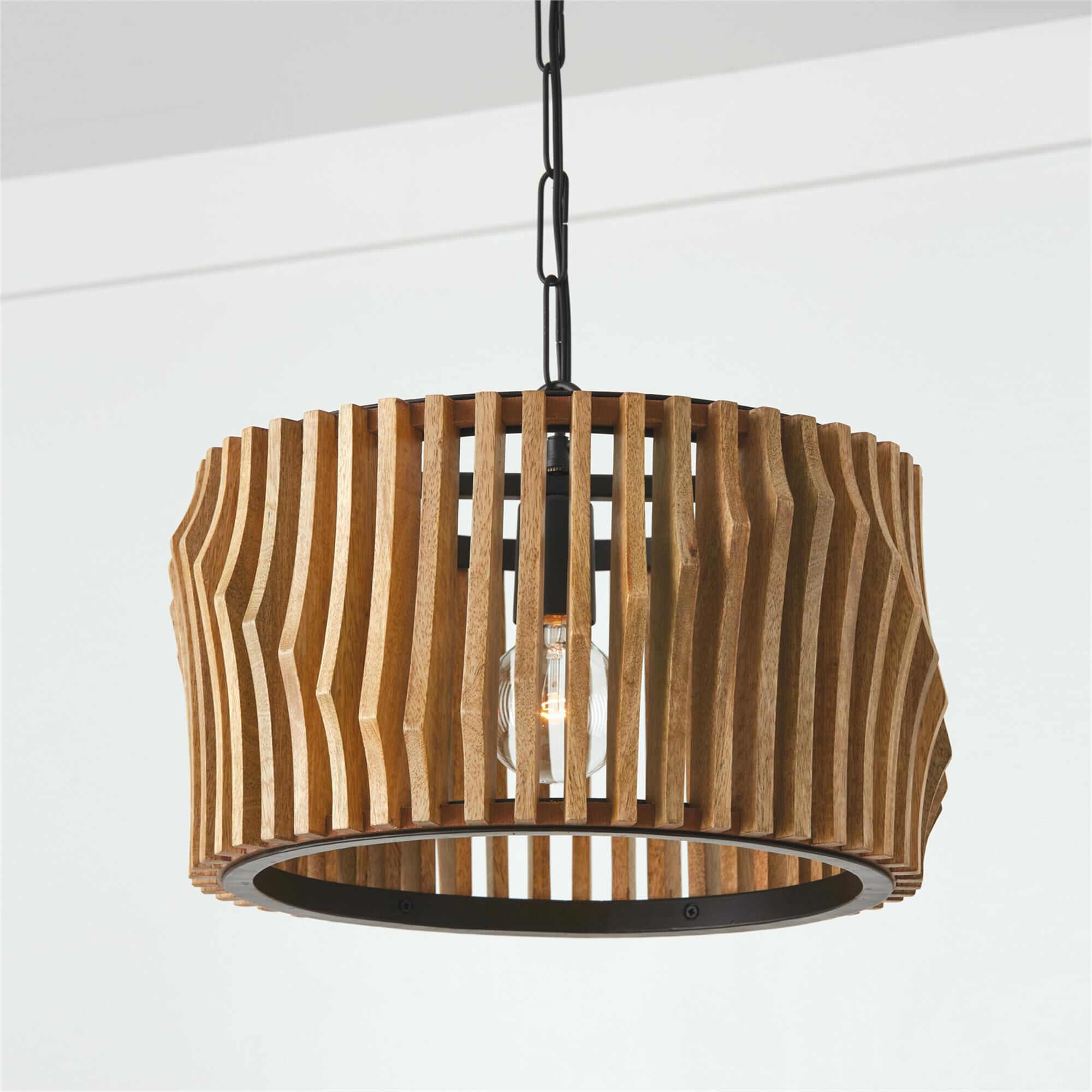 Shown in Light Wood with Matte Black finish