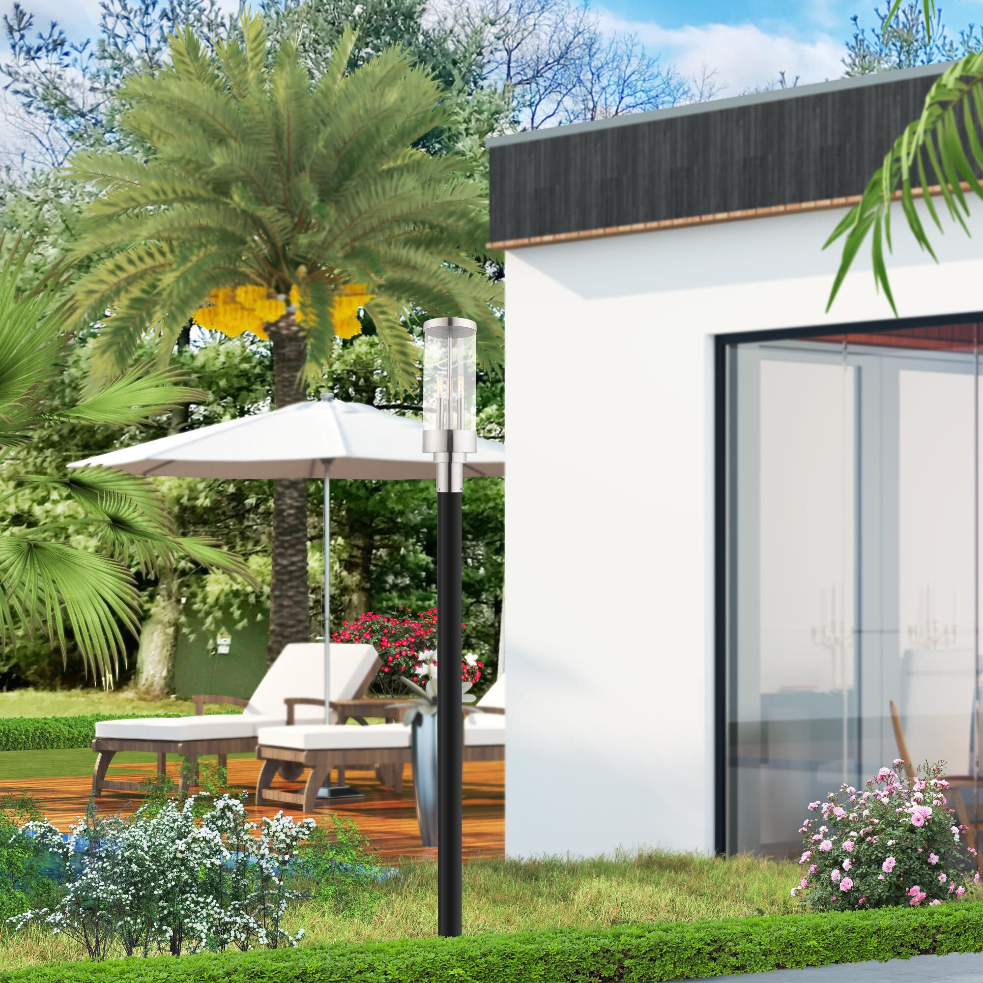 Shown in Polished Chrome finish and Clear glass