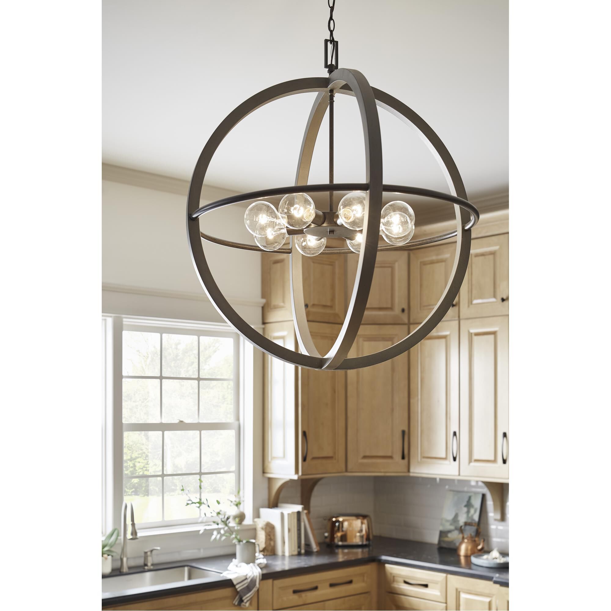 Bodie 32 Inch 8 Light Chandelier by Hinkley Lighting