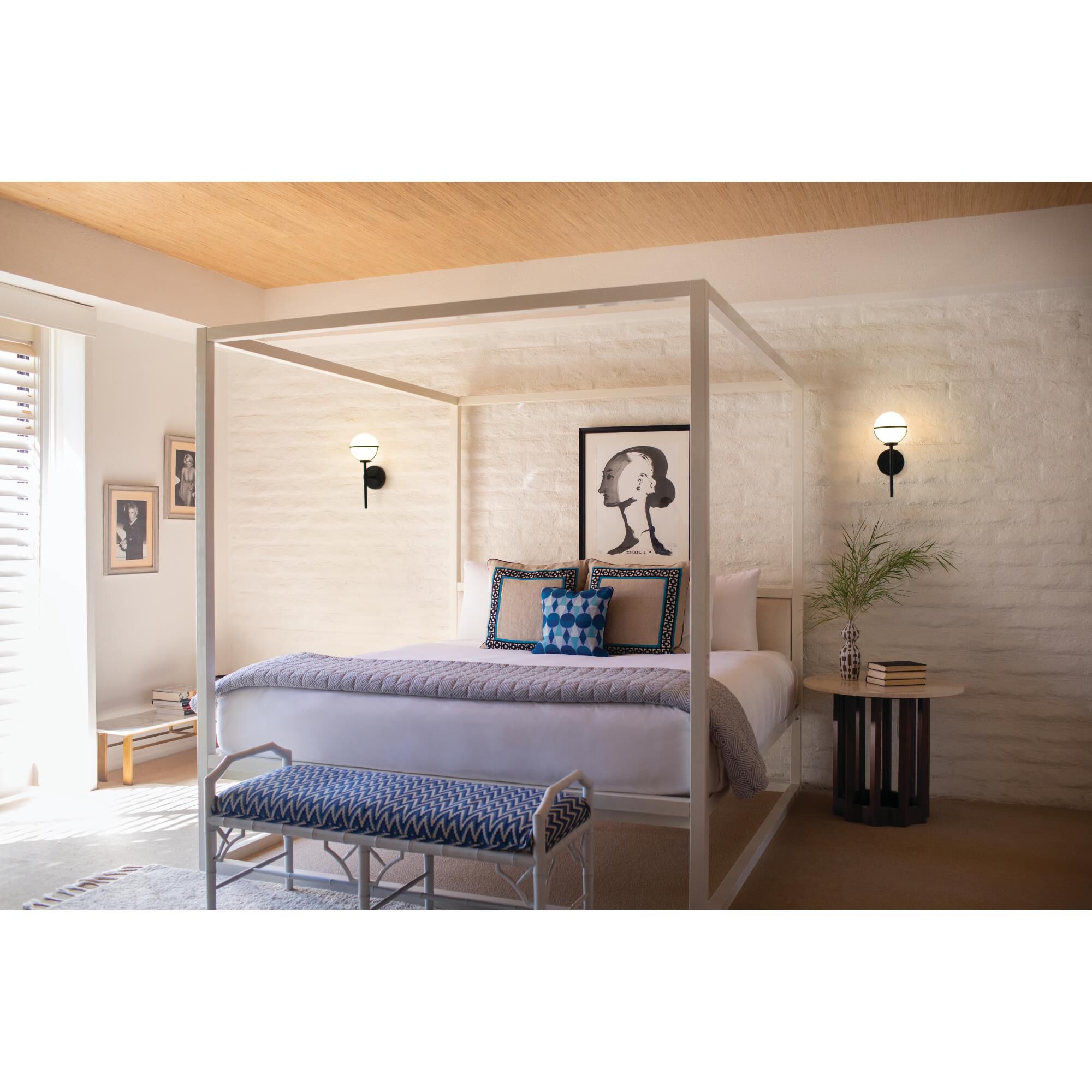 Hollis 16 Inch Wall Sconce by Hinkley Lighting