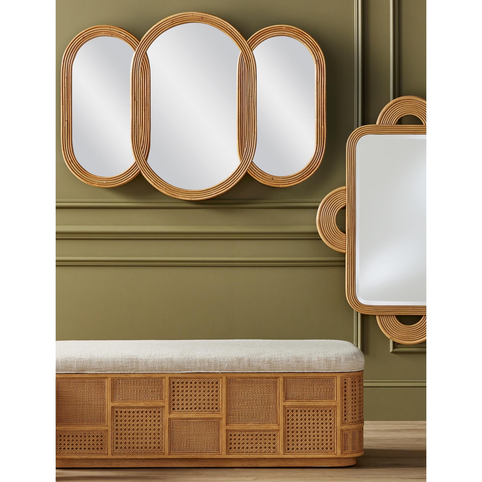 Shown in Arurog, Khaki, Mirror finish