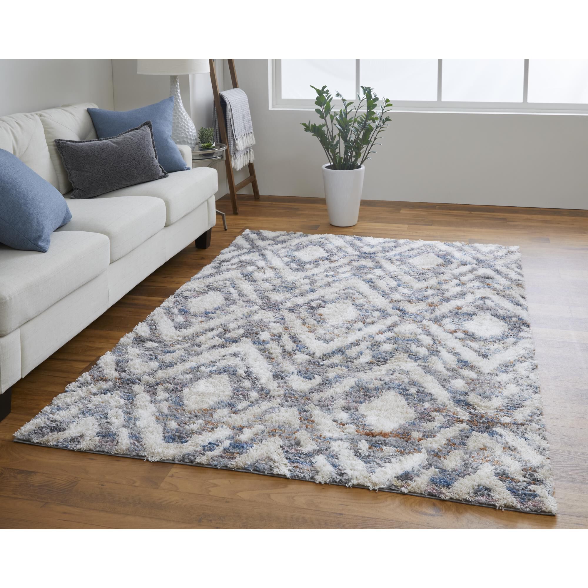 Mynka Area Rug,