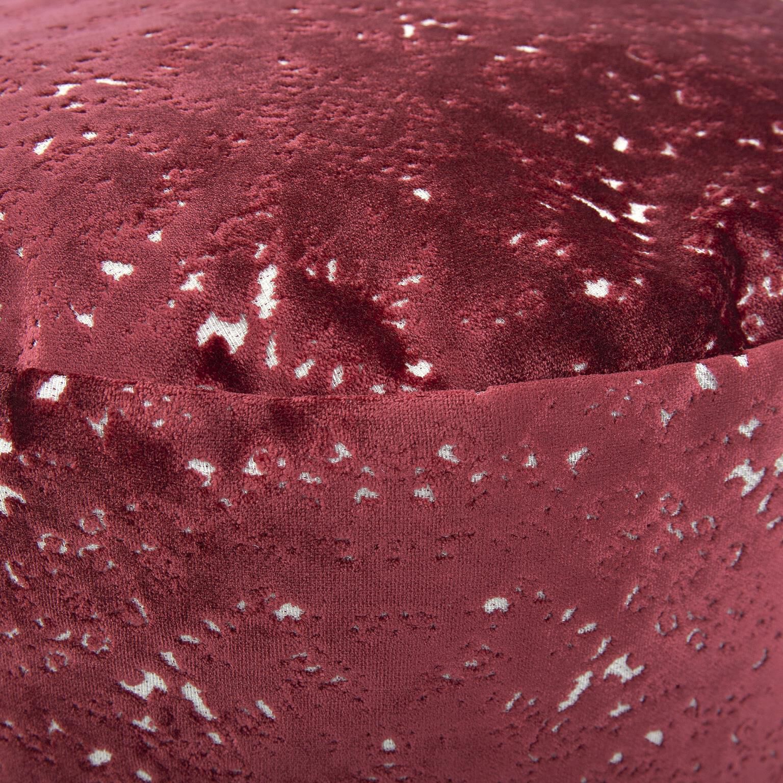 Shown in Hand Finished finish