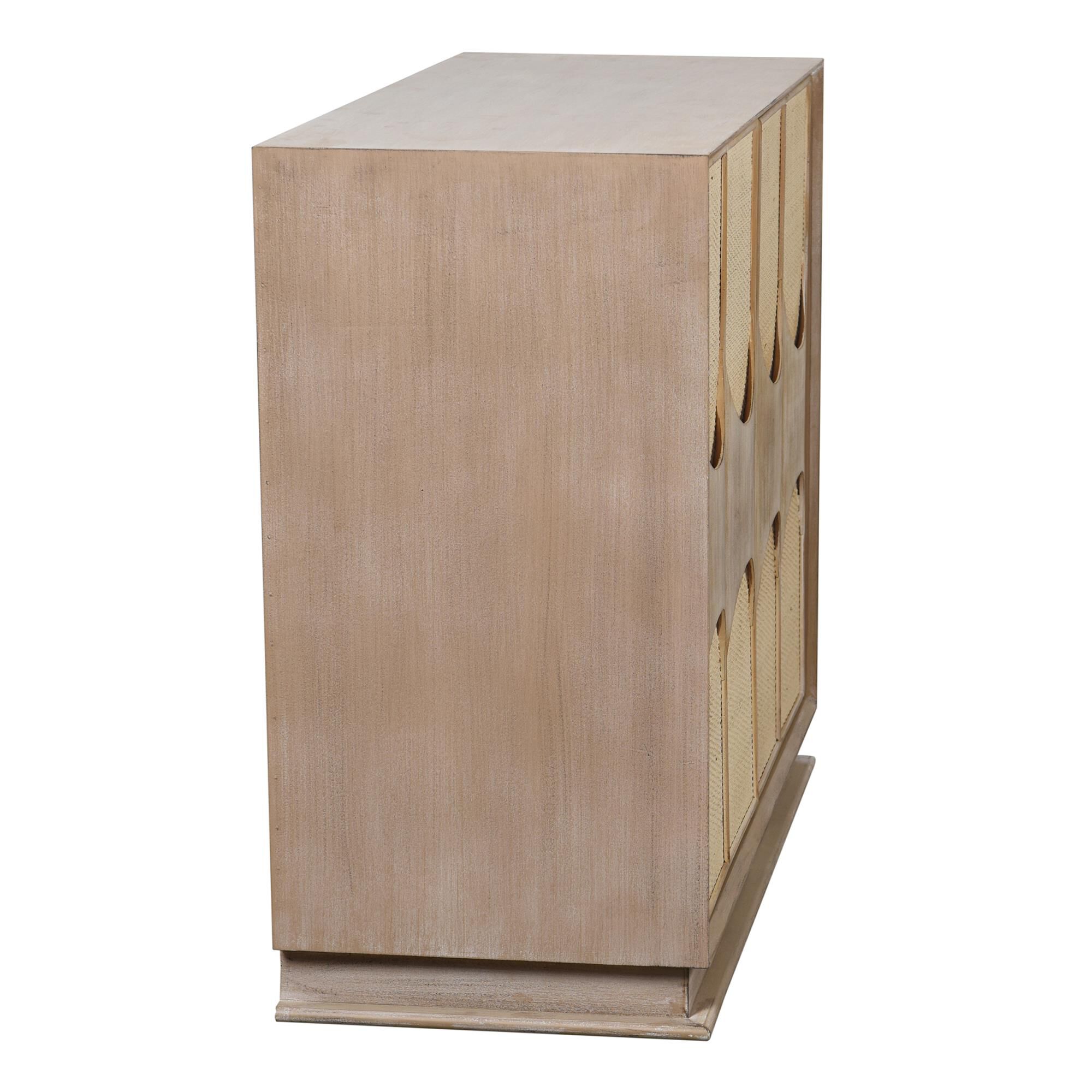 Shown in Light Bisque, White Wash and Taupe finish