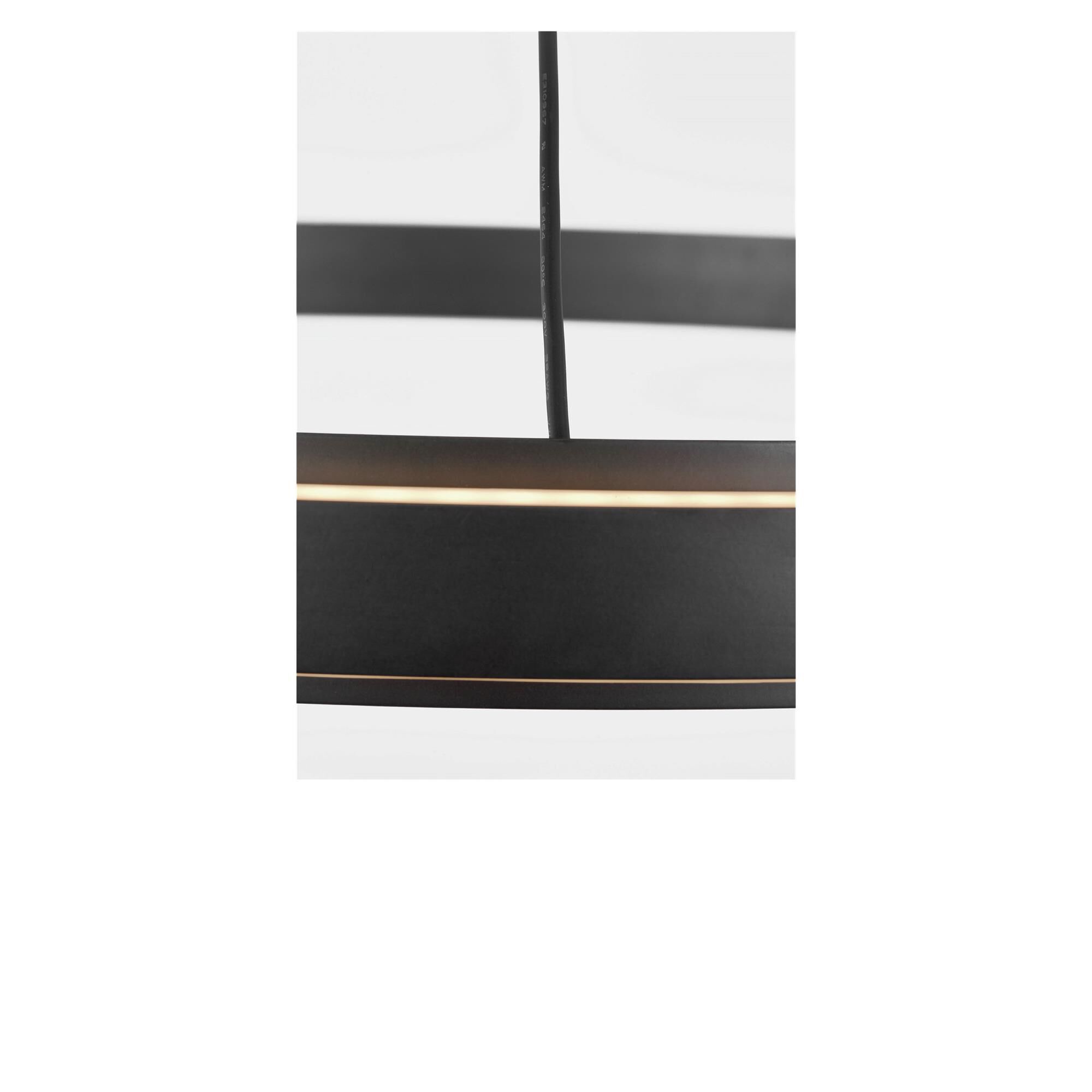 Shown in Midnight Black finish and Silicone Diffuser shade