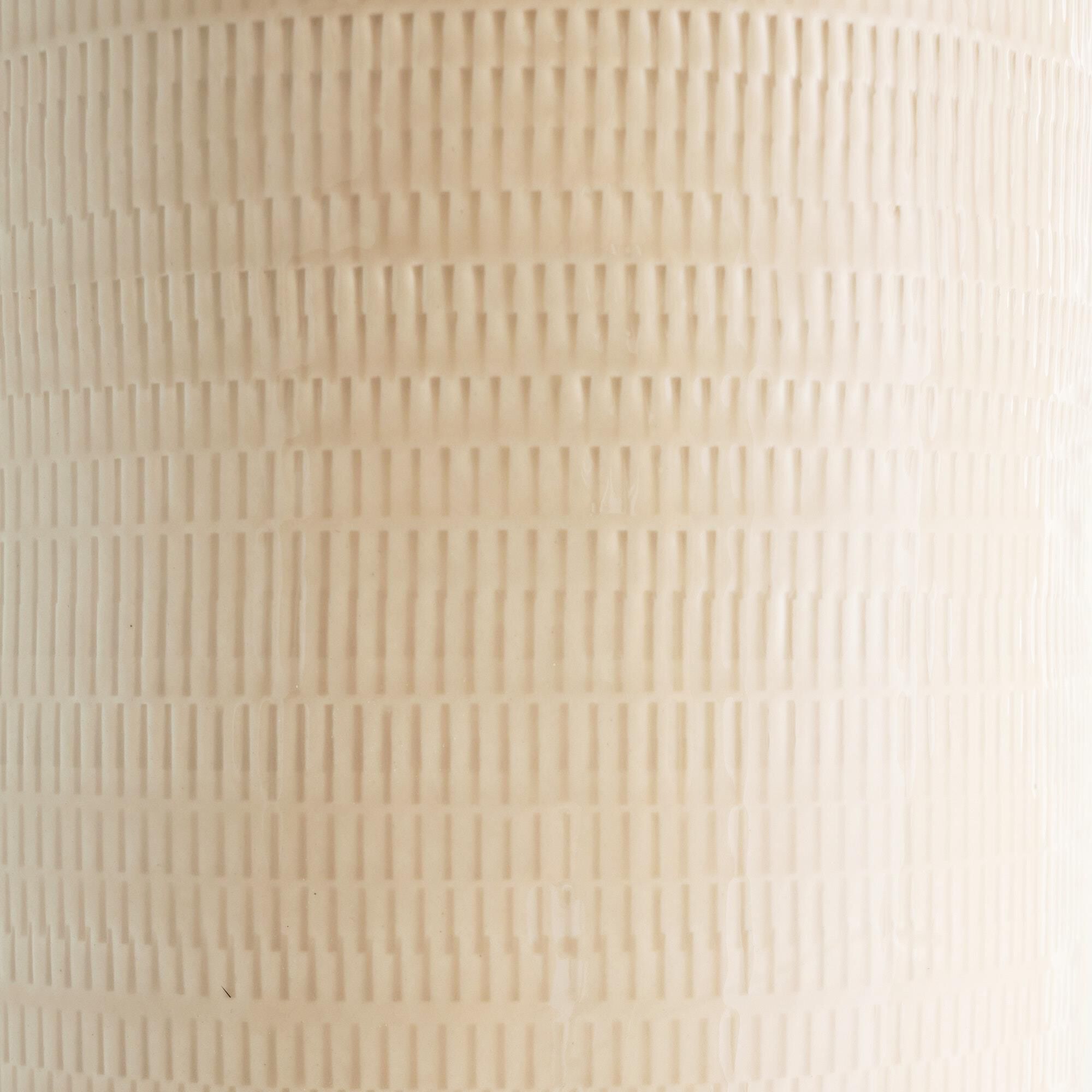 Shown in Oat finish and White shade