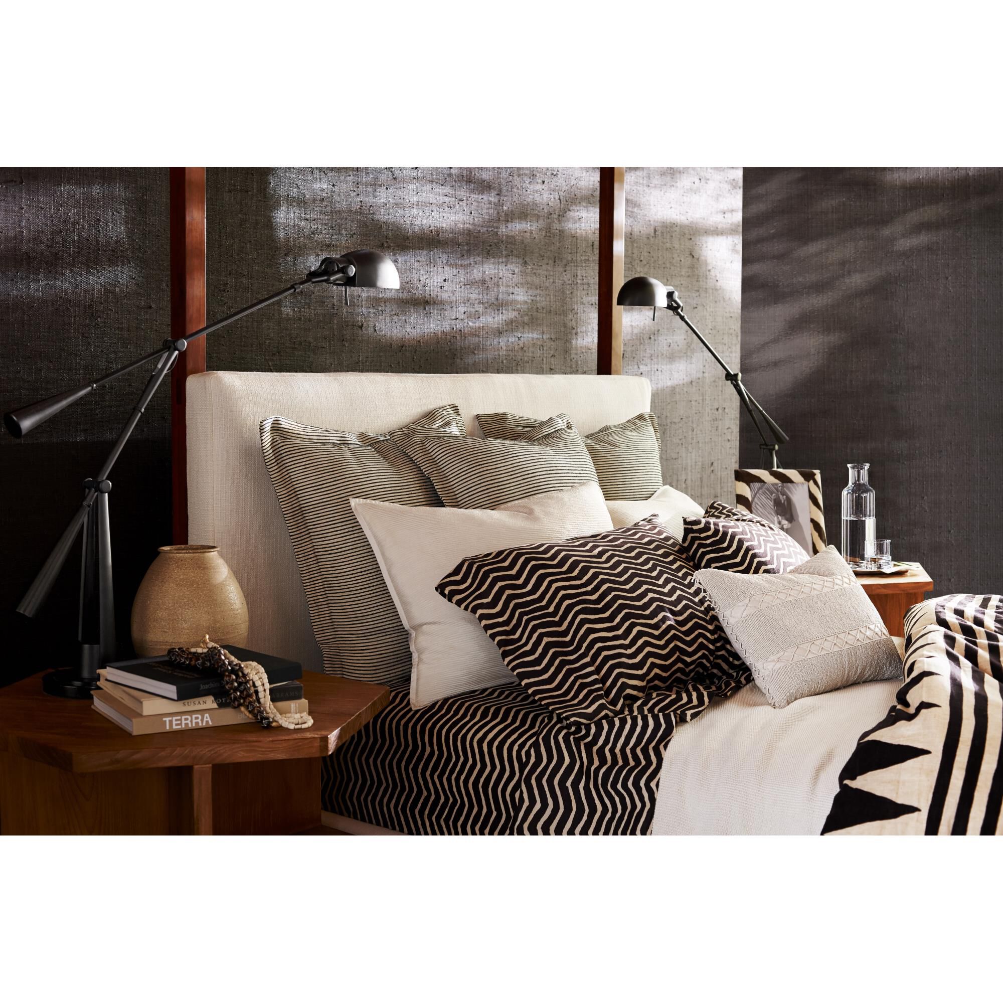 Shown in Black Nickel finish