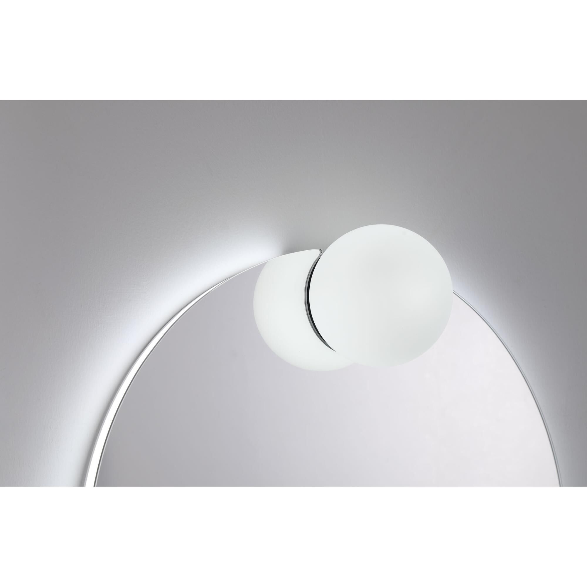 Shown in Mirror finish and Opal glass