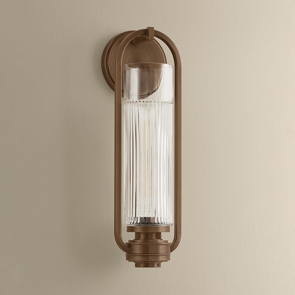 Shown in Historic Bronze finish and Clear Optic glass