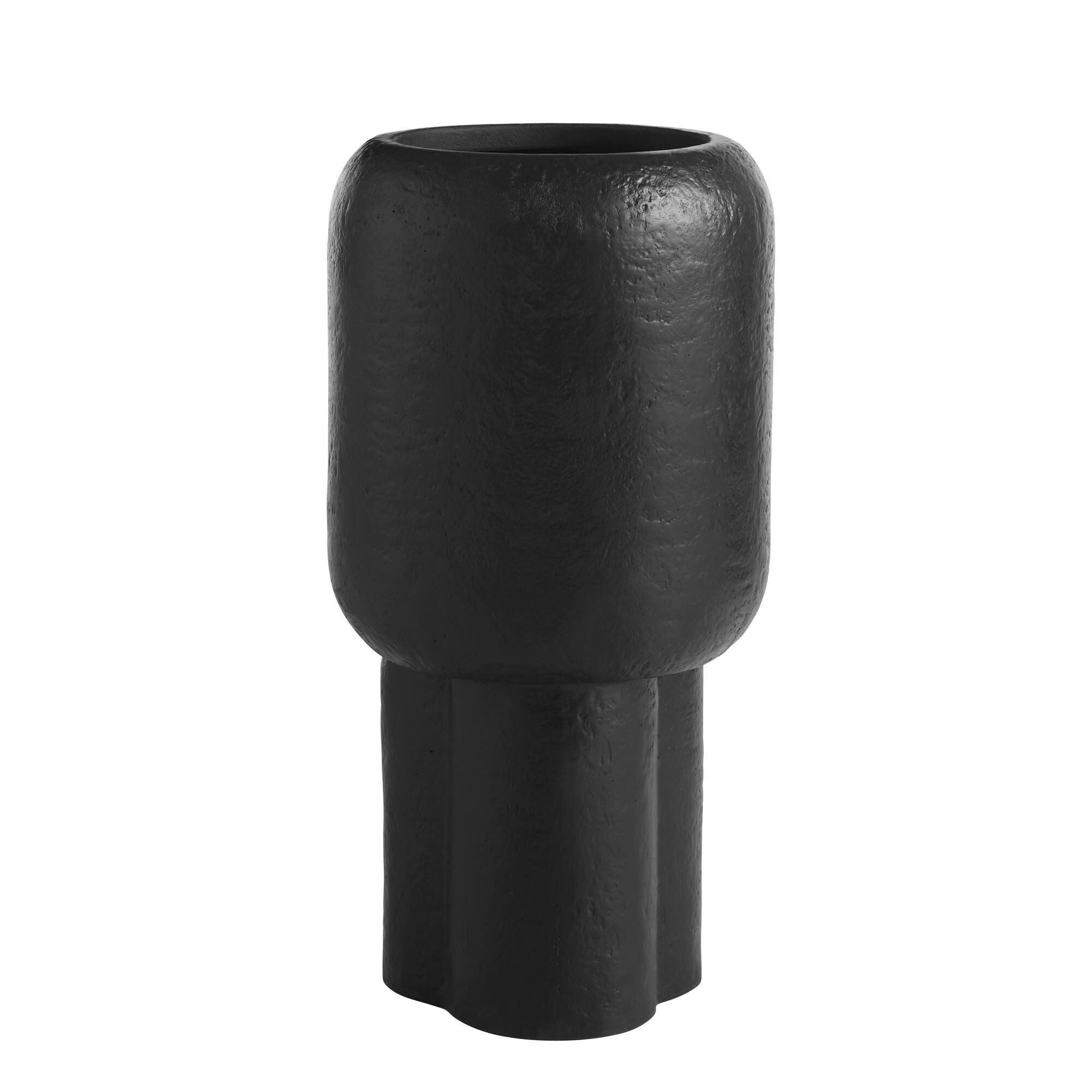 Shown in Matte Black finish