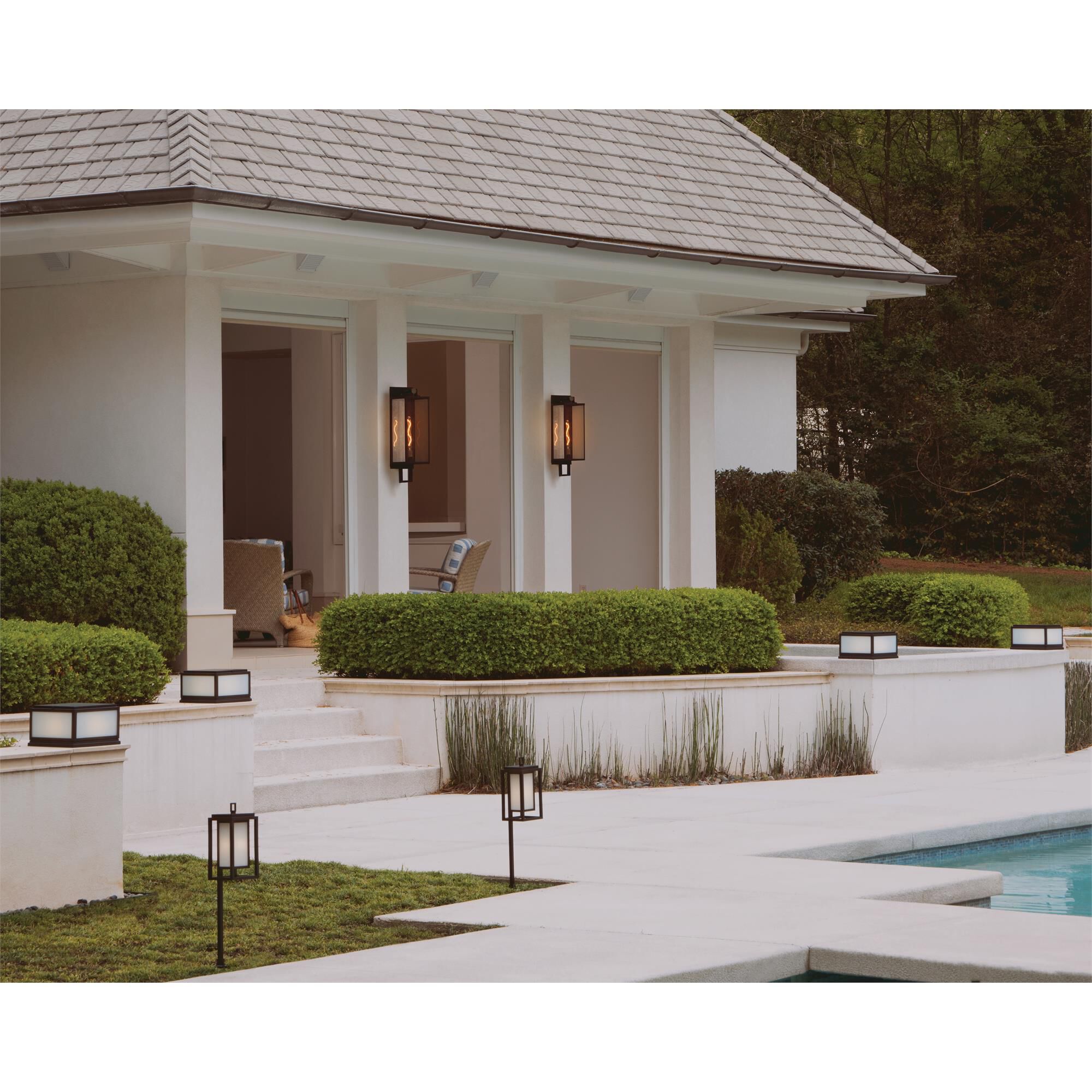 Max 8 Inch Outdoor Pier Lamp,