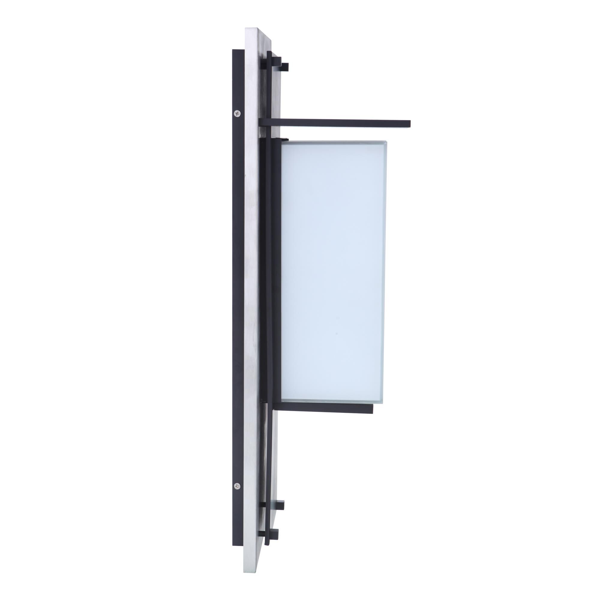 Shown in Stainless Steel and Midnight finish