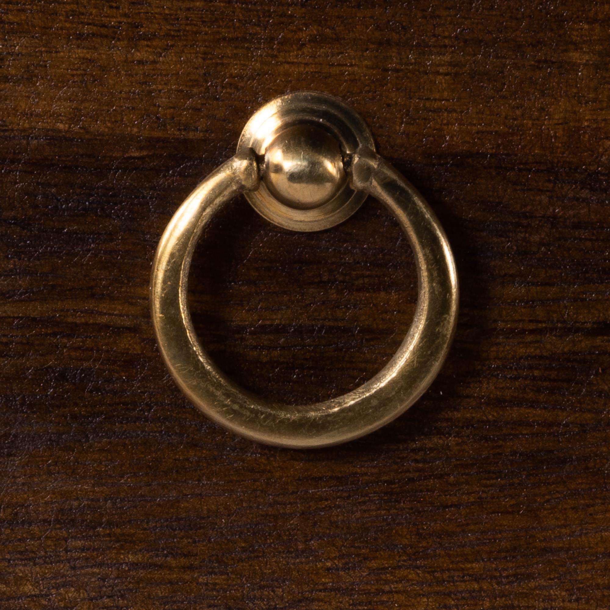 Shown in Brown finish