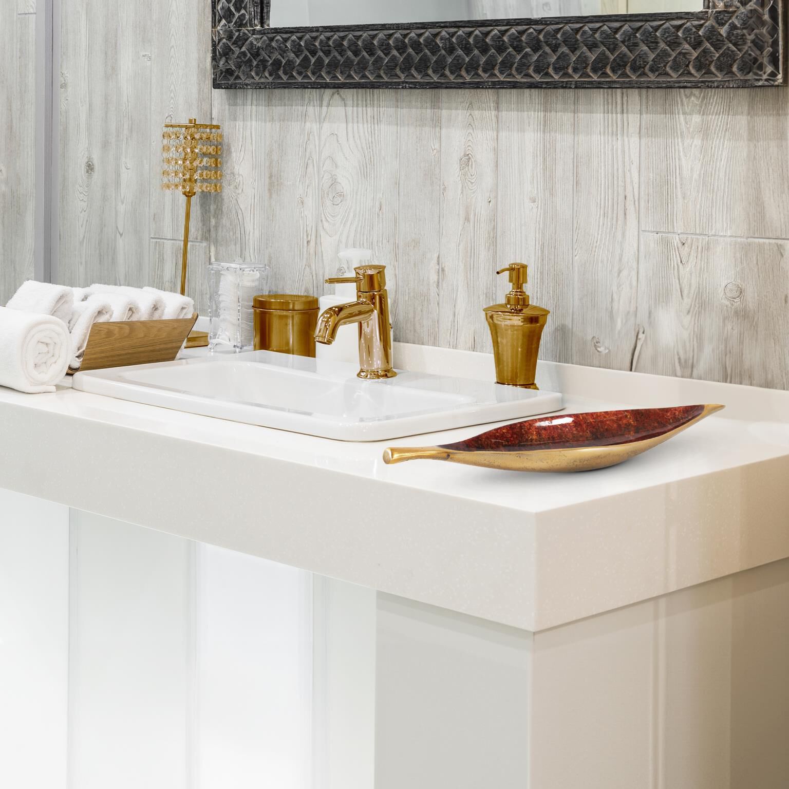 Shown in Glossy/Textured finish