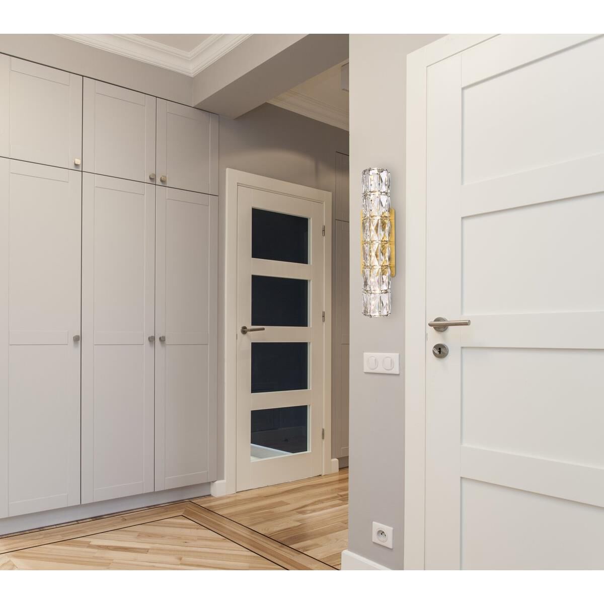 Shown in Gold finish and Clear Royal Cut crystal