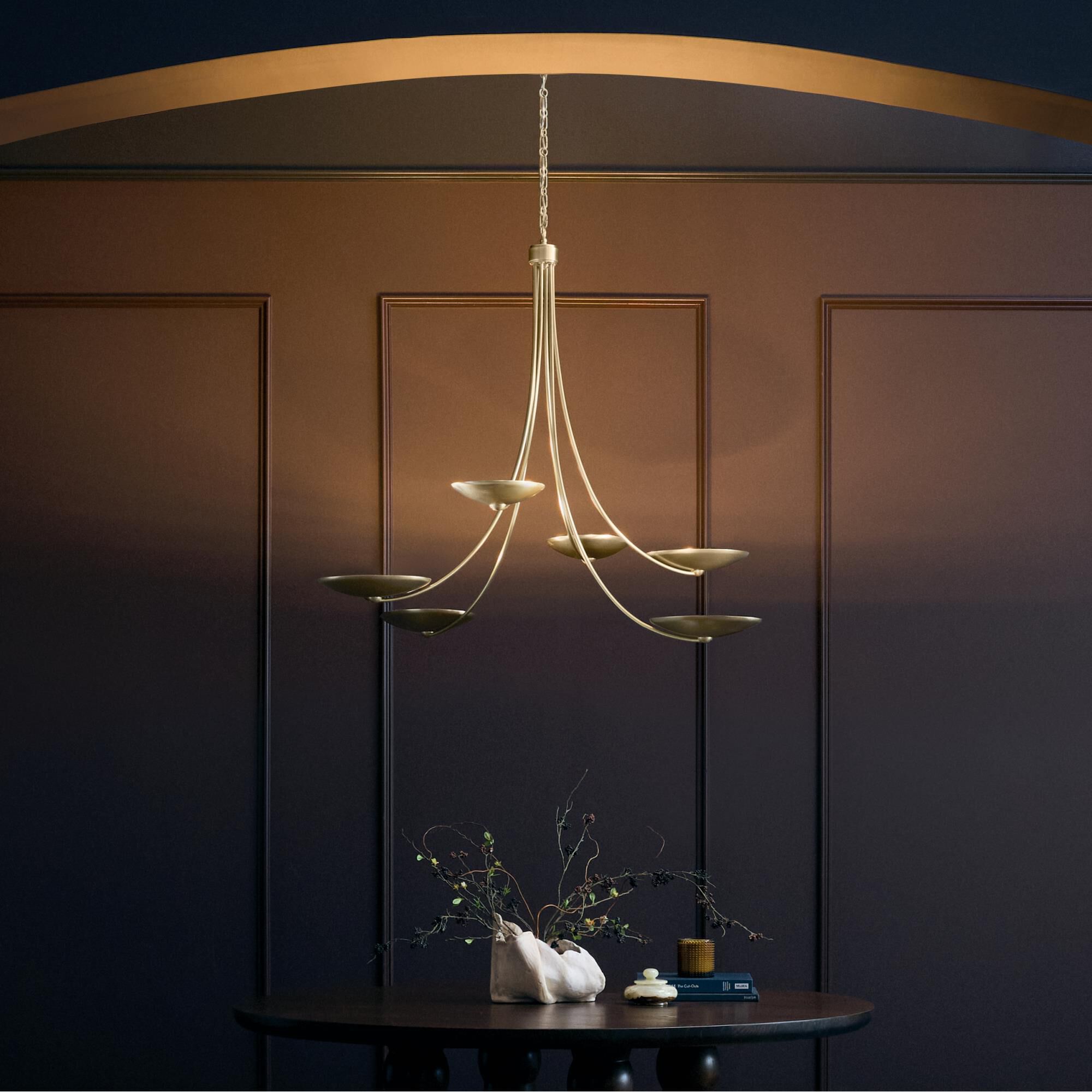 Shown in Champagne Bronze finish and Champagne Bronze shade