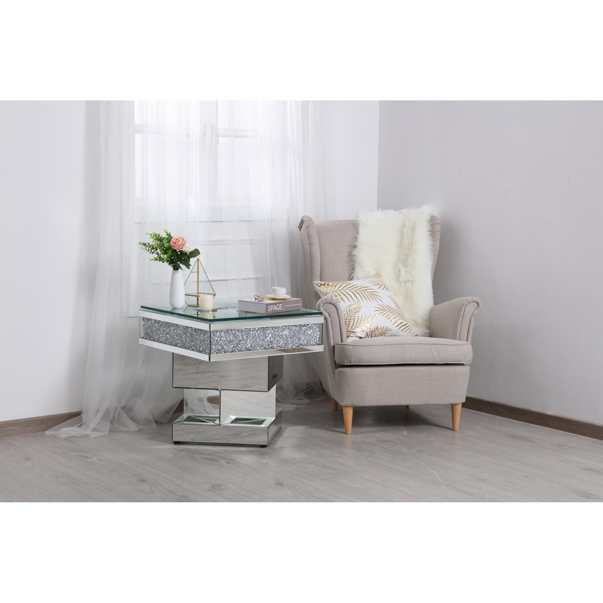 Modern End Table by Elegant Decor