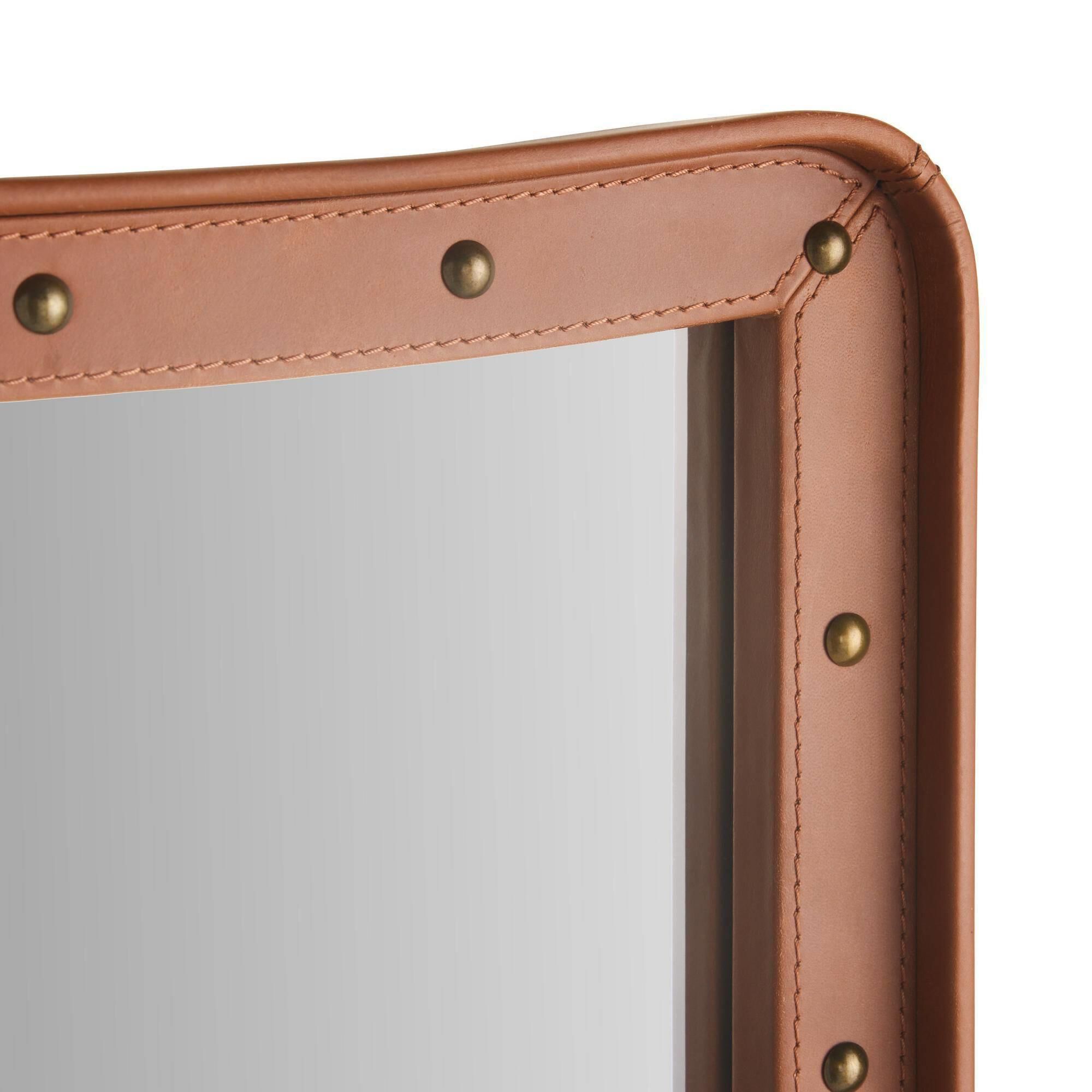 Shown in Russet and Antique Brass finish