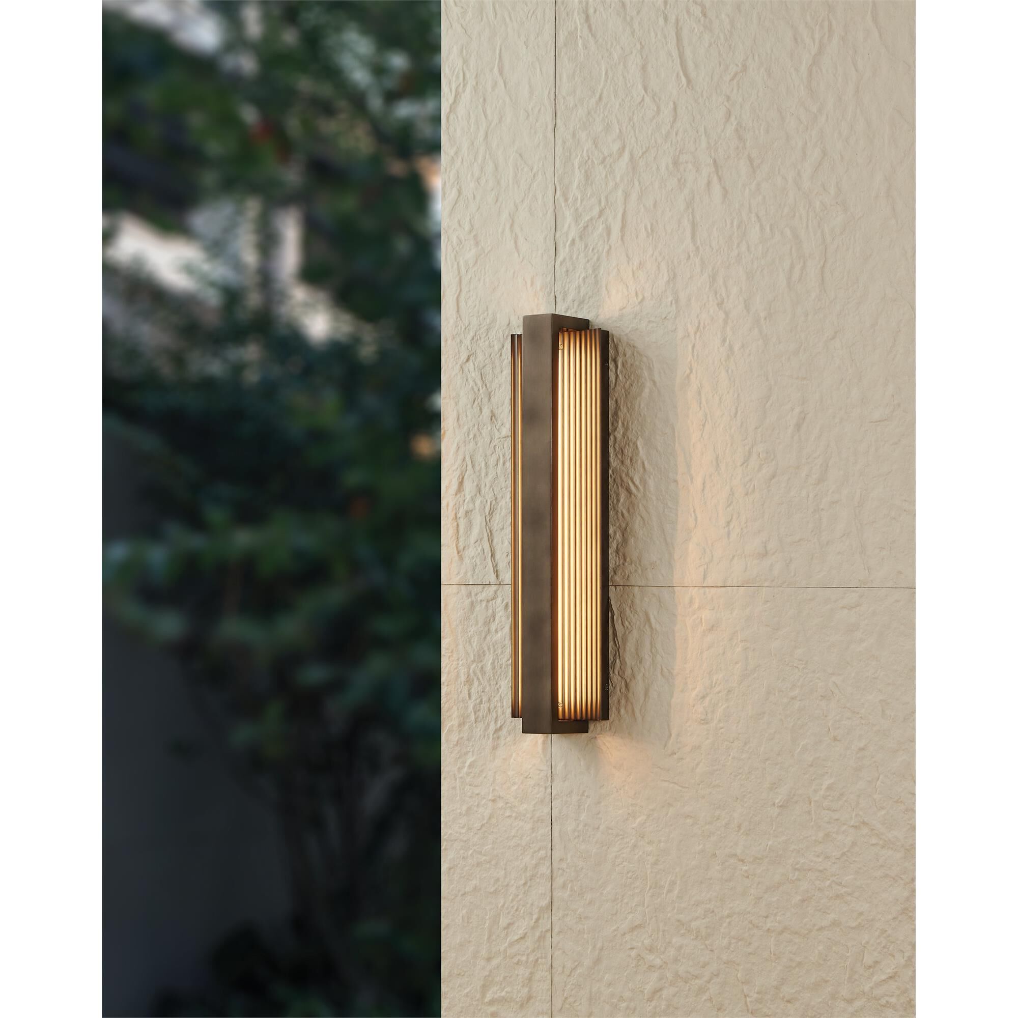 Shown in Forged Bronze finish and Clear Polycarbonate glass