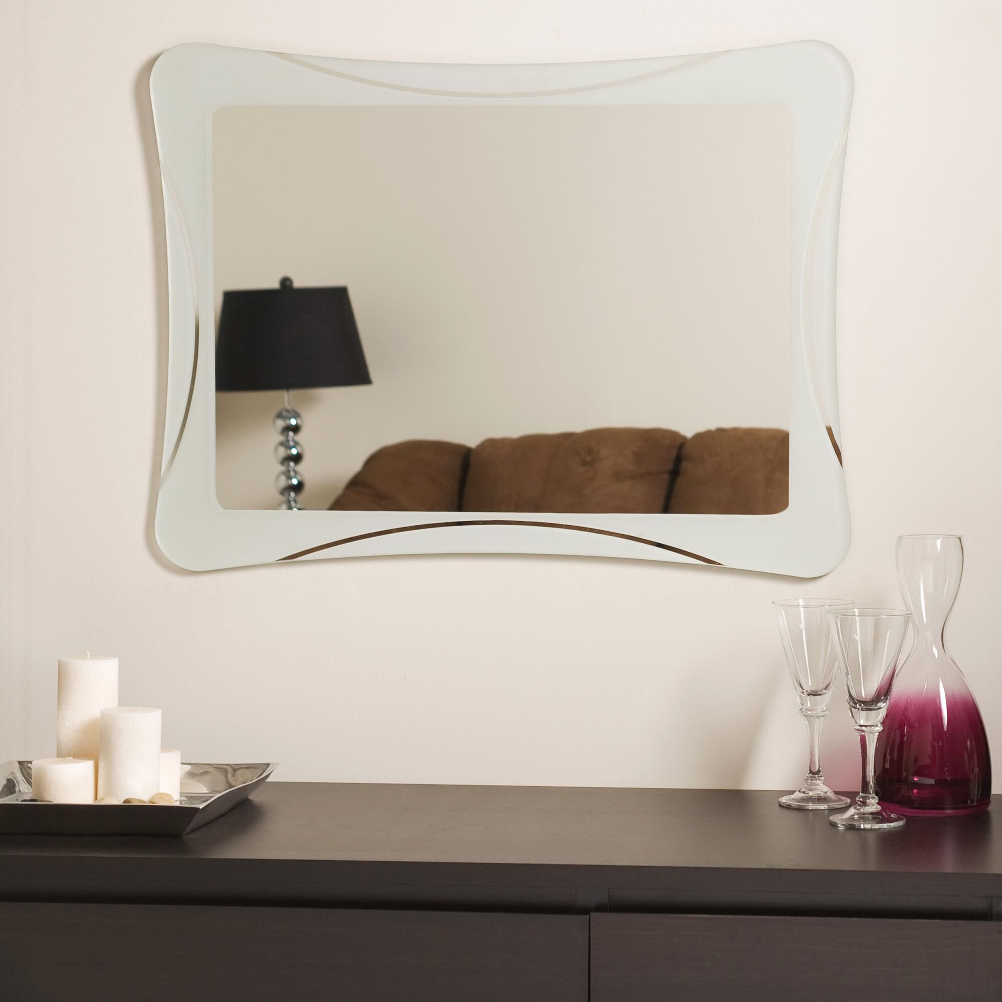 Shown in Mirror finish