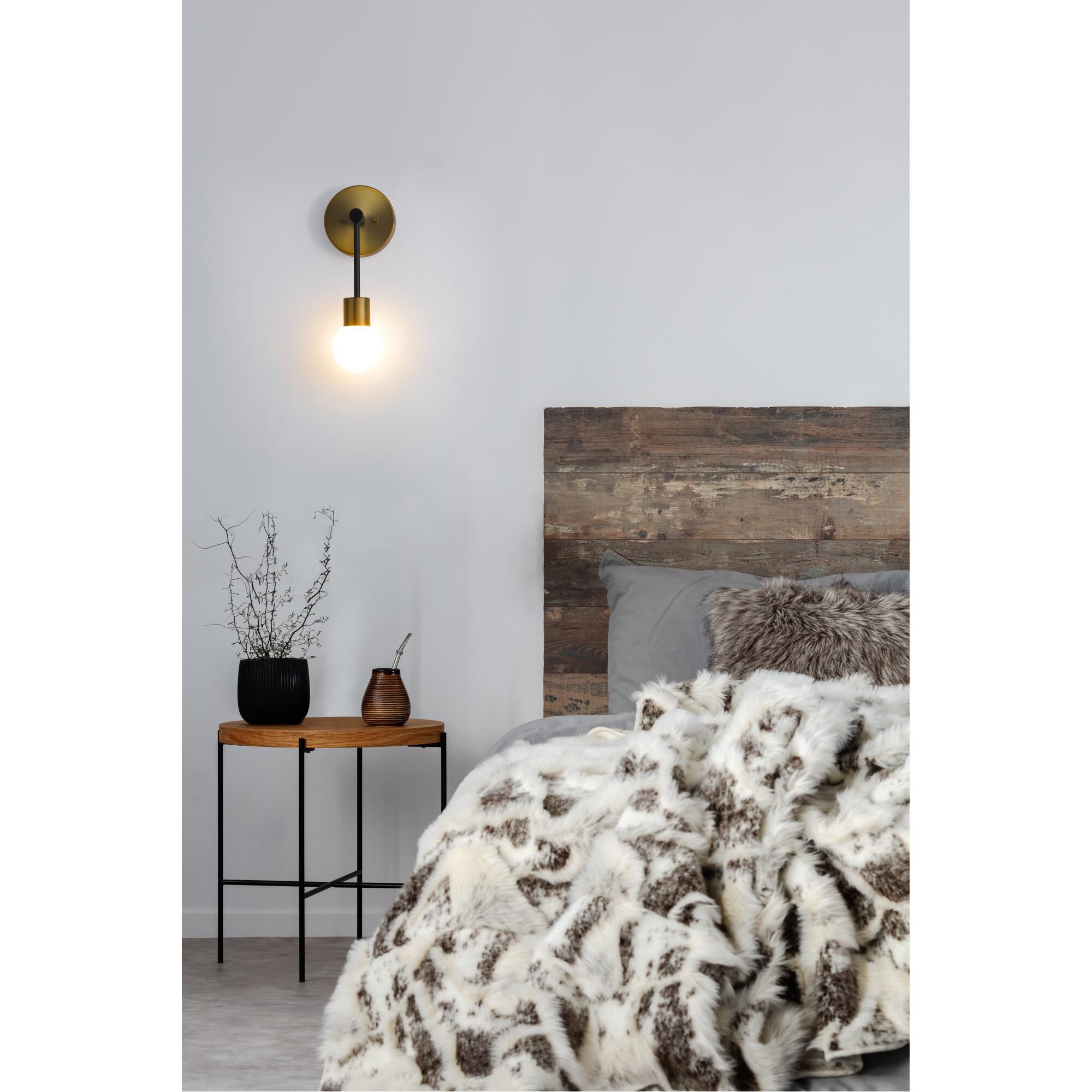 Shown in Matte Black + Foundry Brass finish and Glass shade