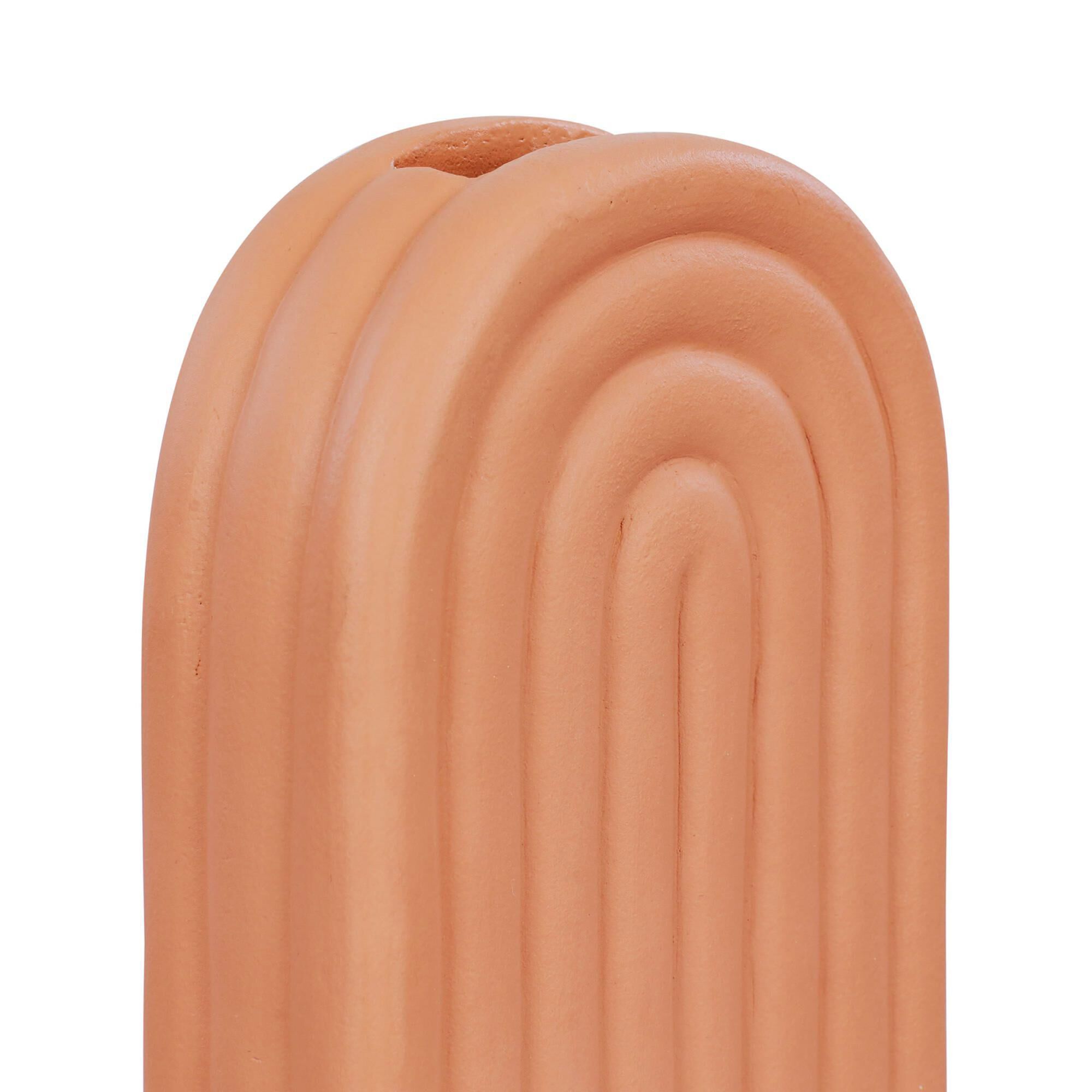 Shown in Cameo Rose finish