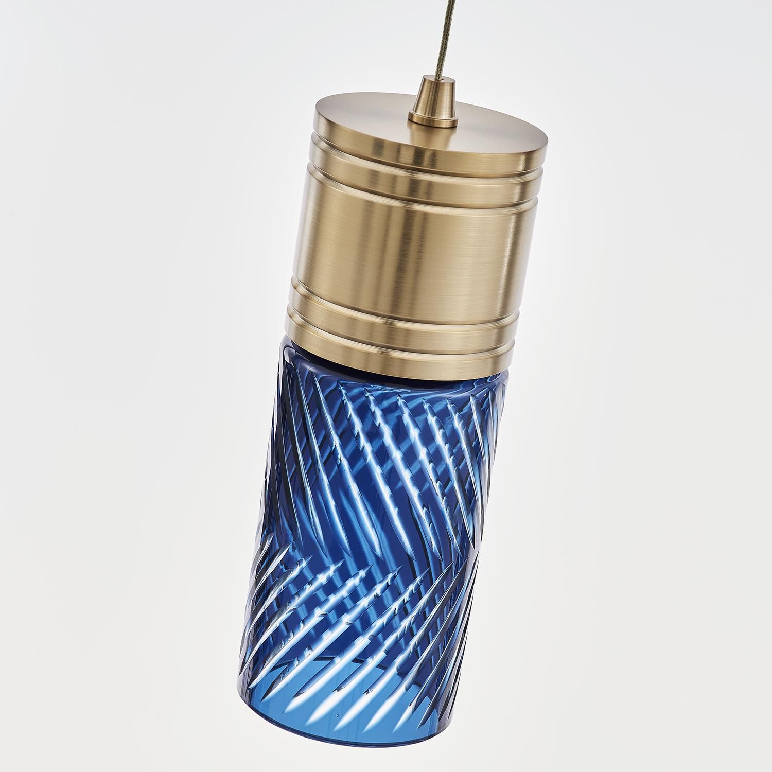 Shown in Winter Brass finish