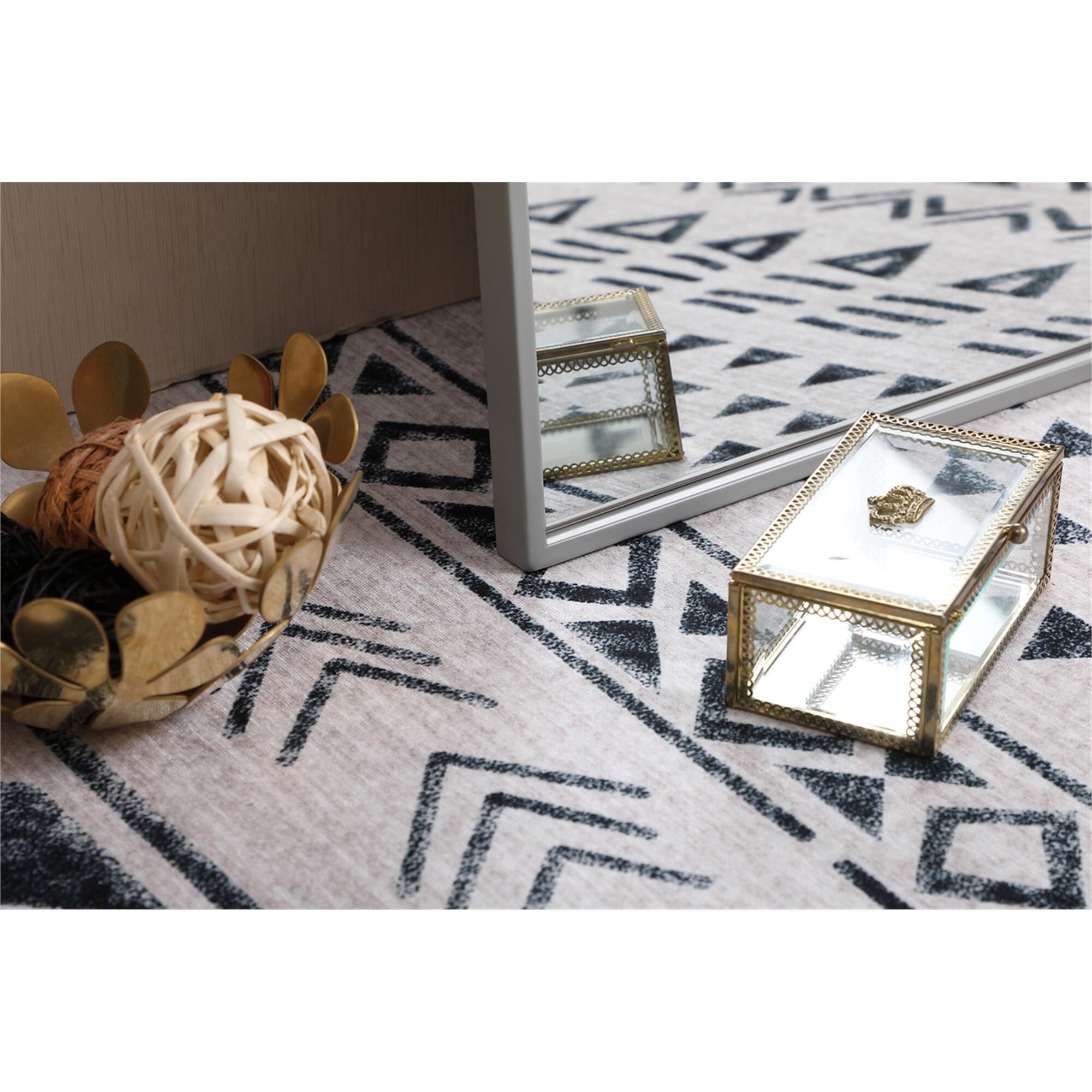 Shown in Black finish and Clear Mirror Beveled glass