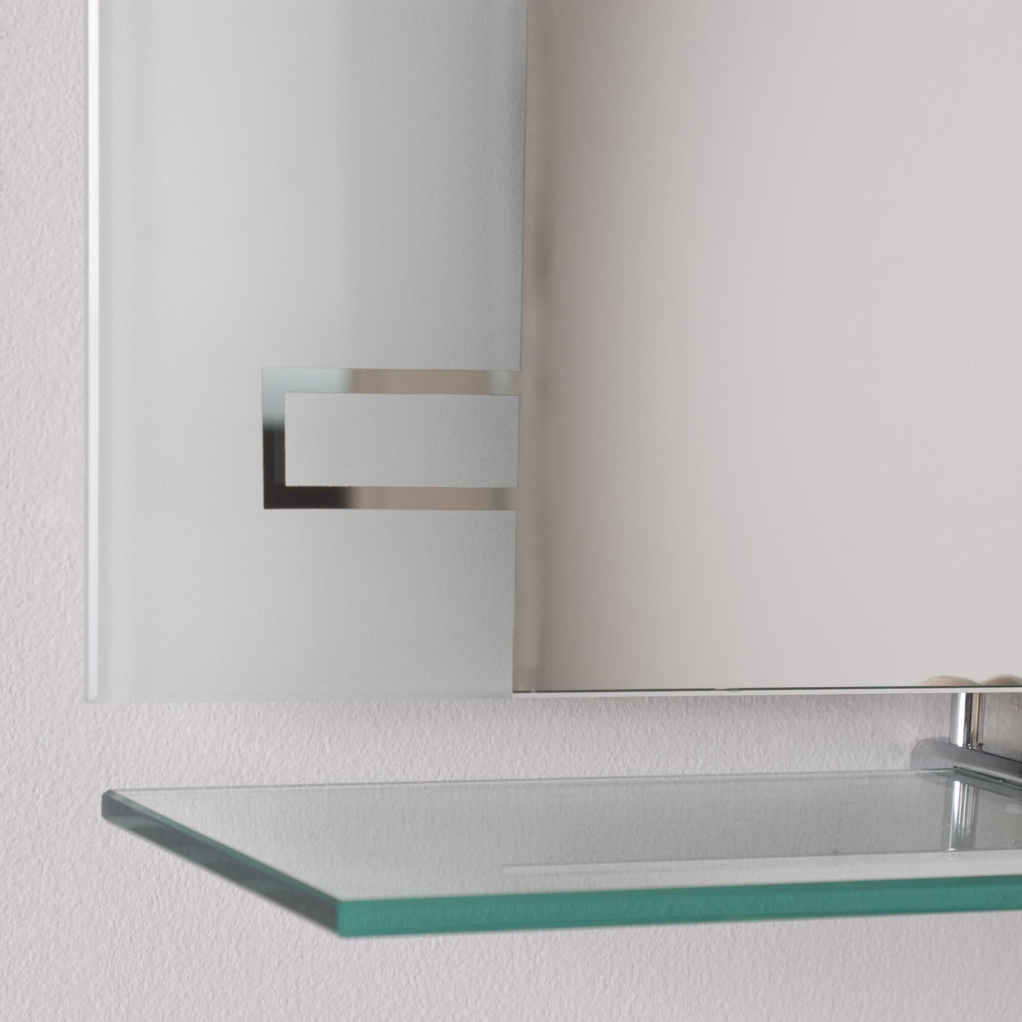 Shown in Mirror finish