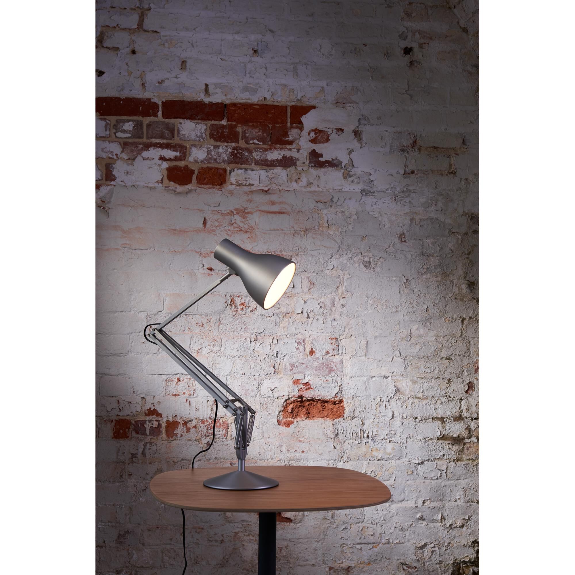 Shown in Silver Luster finish and Aluminum shade