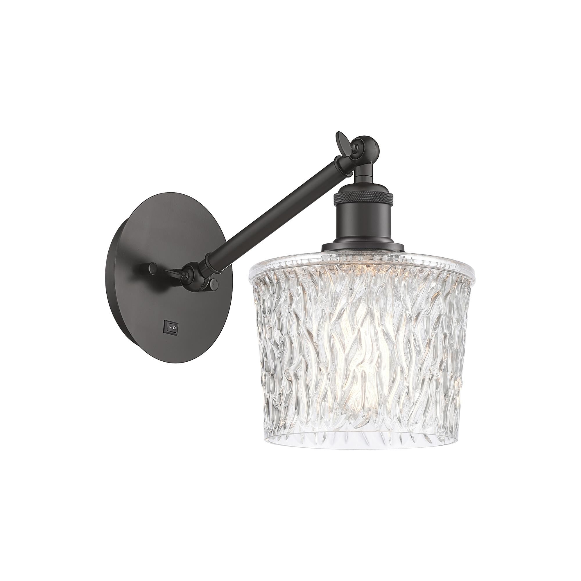 Shown in Oil Rubbed Bronze finish and Clear Niagra glass