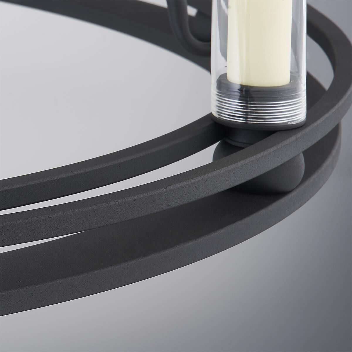 Shown in Textured Black finish and Clear Borosilicate shade