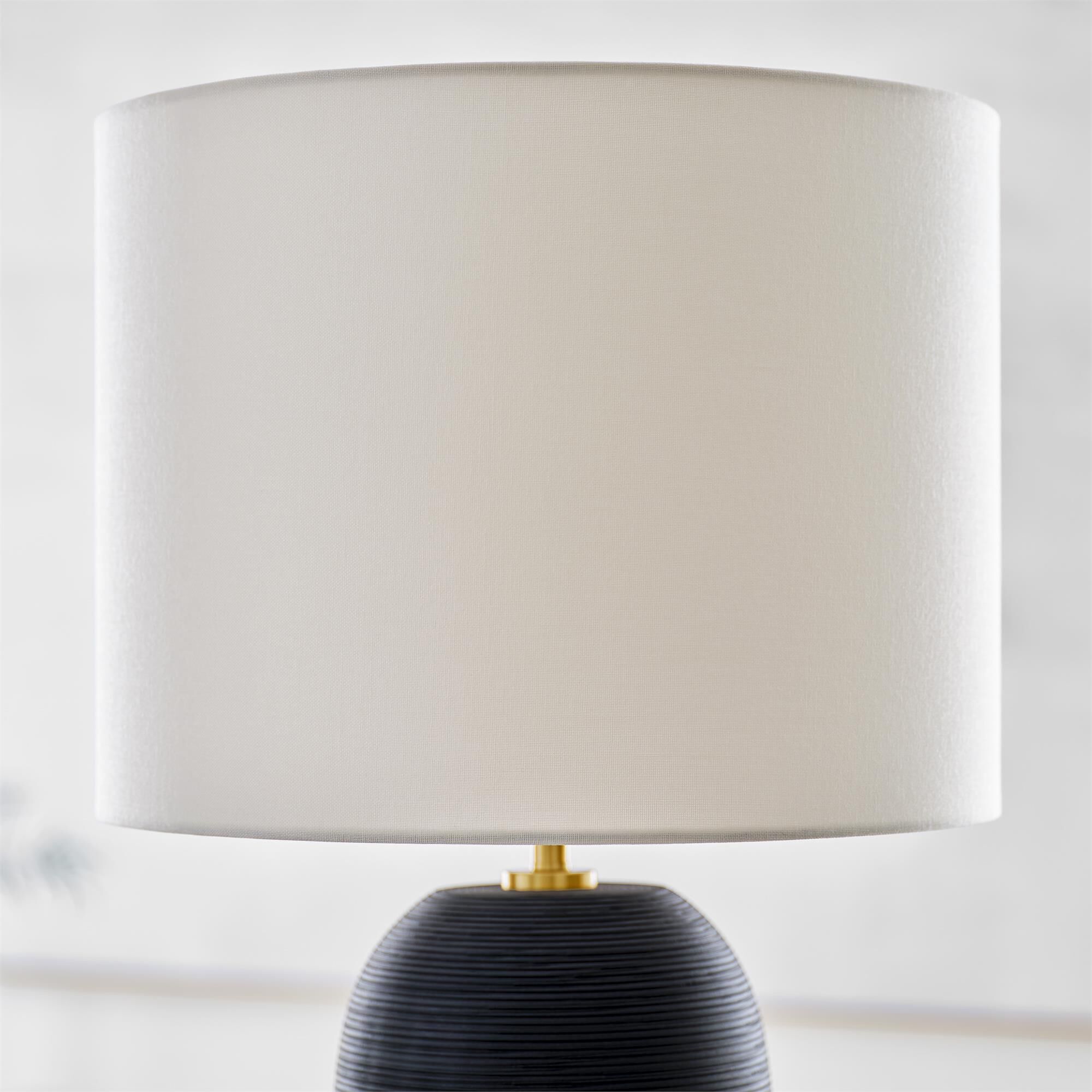 Hable Fanny 29 Inch Table Lamp,