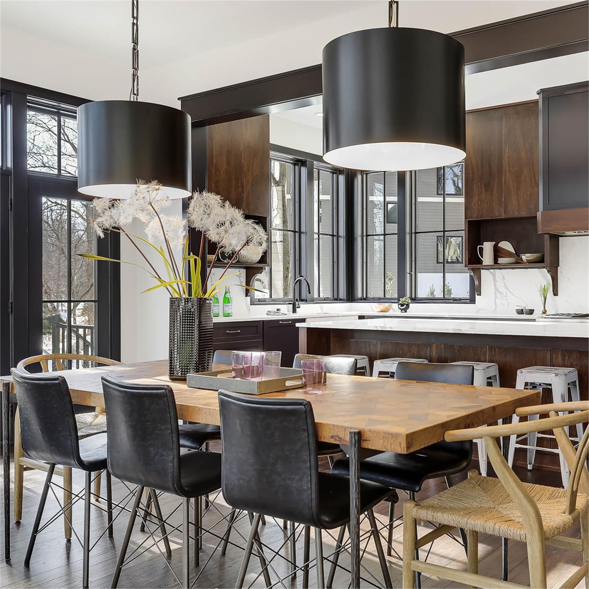 Brian Patrick Flynn Alston Small Chandelier,