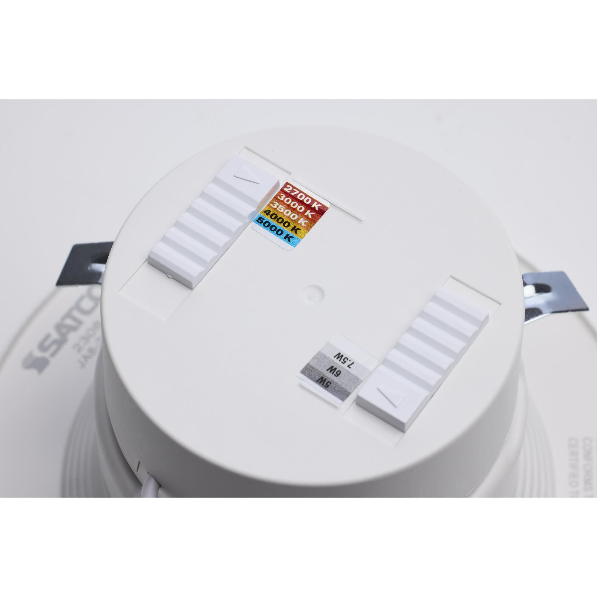 5 Inch LED Recessed Lighting Trim by Satco