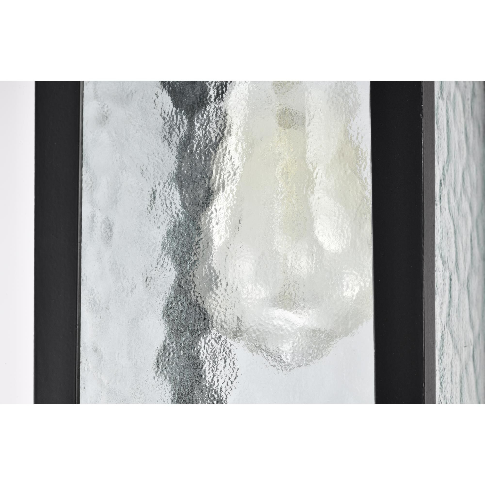 Shown in Matte Black finish and Water glass and Clear Water shade