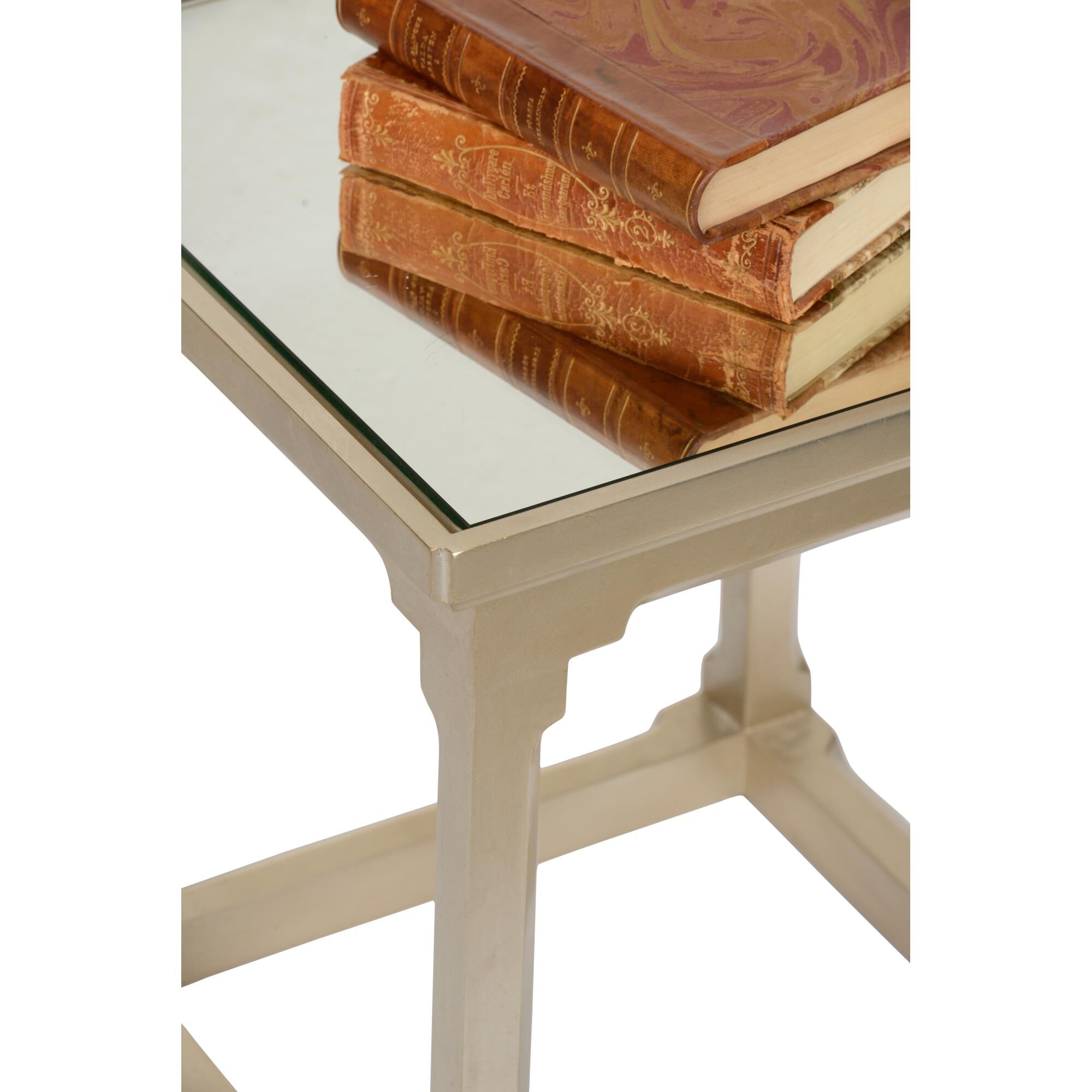 Shown in Silver Leaf and Plain finish