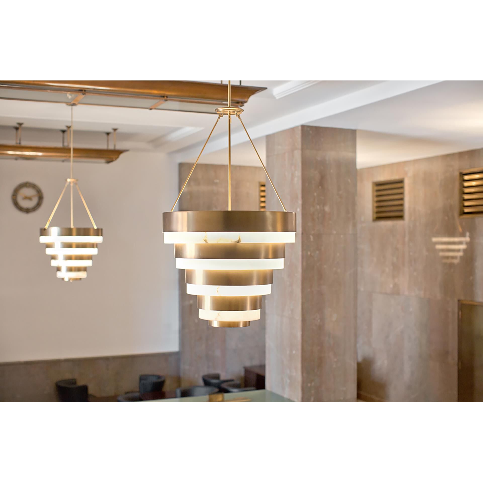 Lisa McDennon Echelon 27 Inch 4 Light Chandelier by Hinkley Lighting