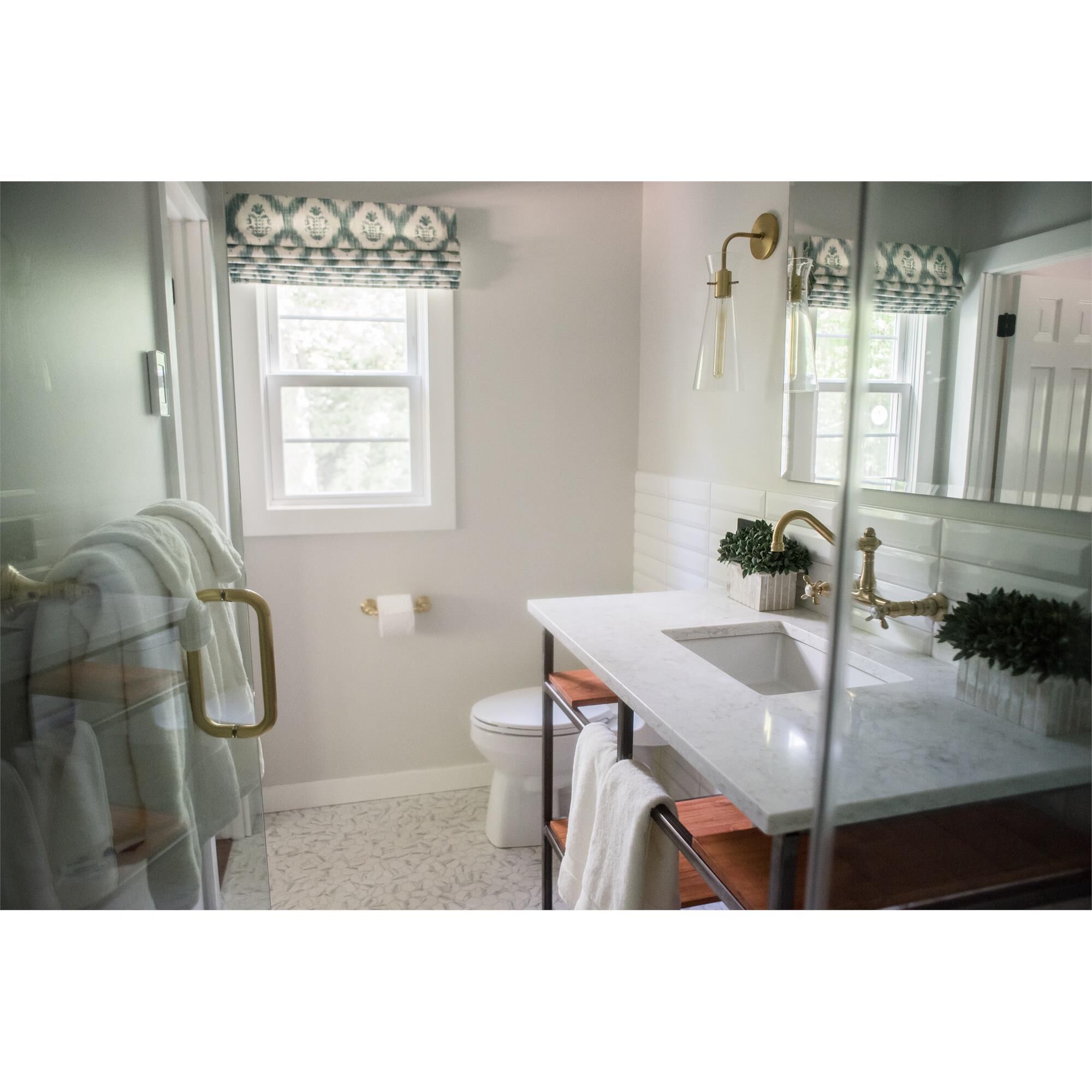 Anya Medium Wall Sconce,