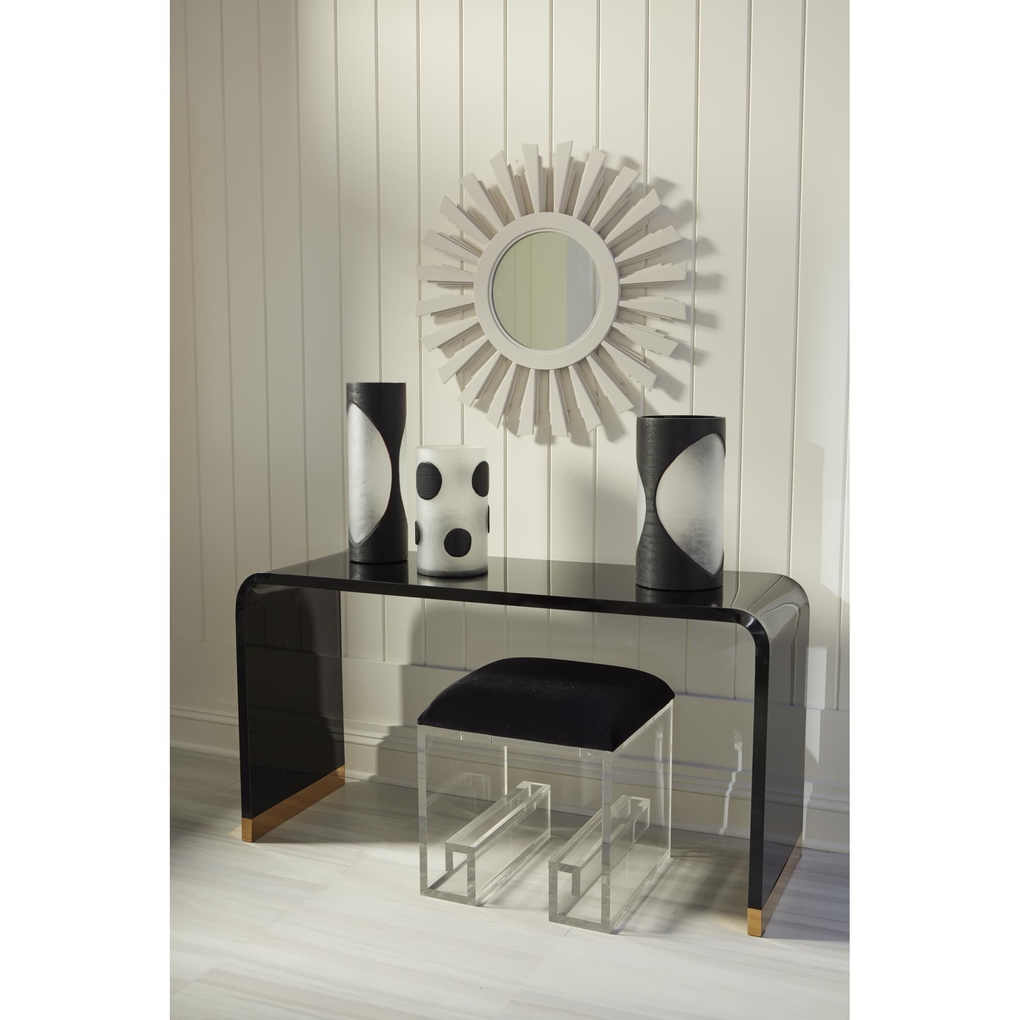 Shown in Frosted and Black finish