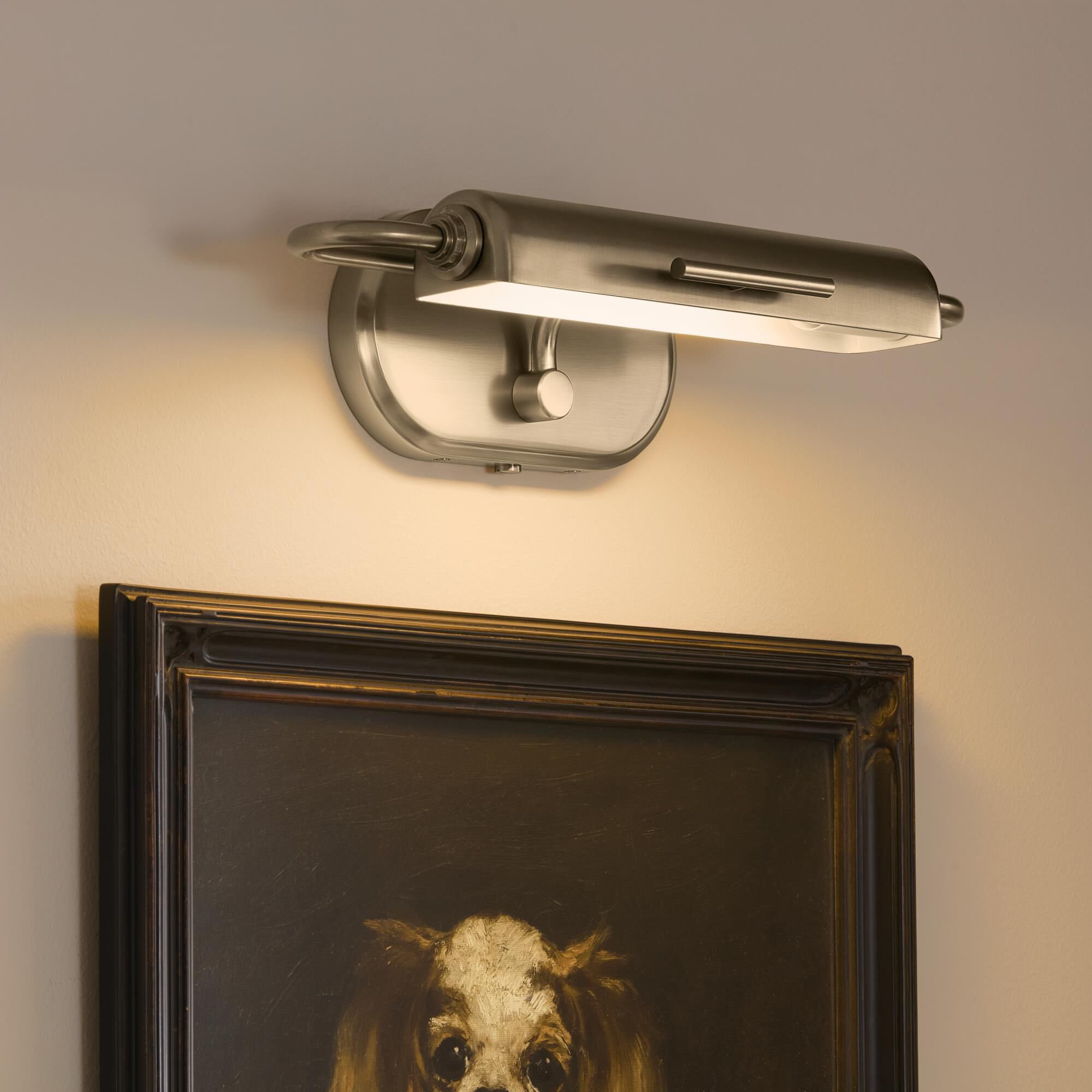 Shown in Champagne Bronze finish and Metal shade