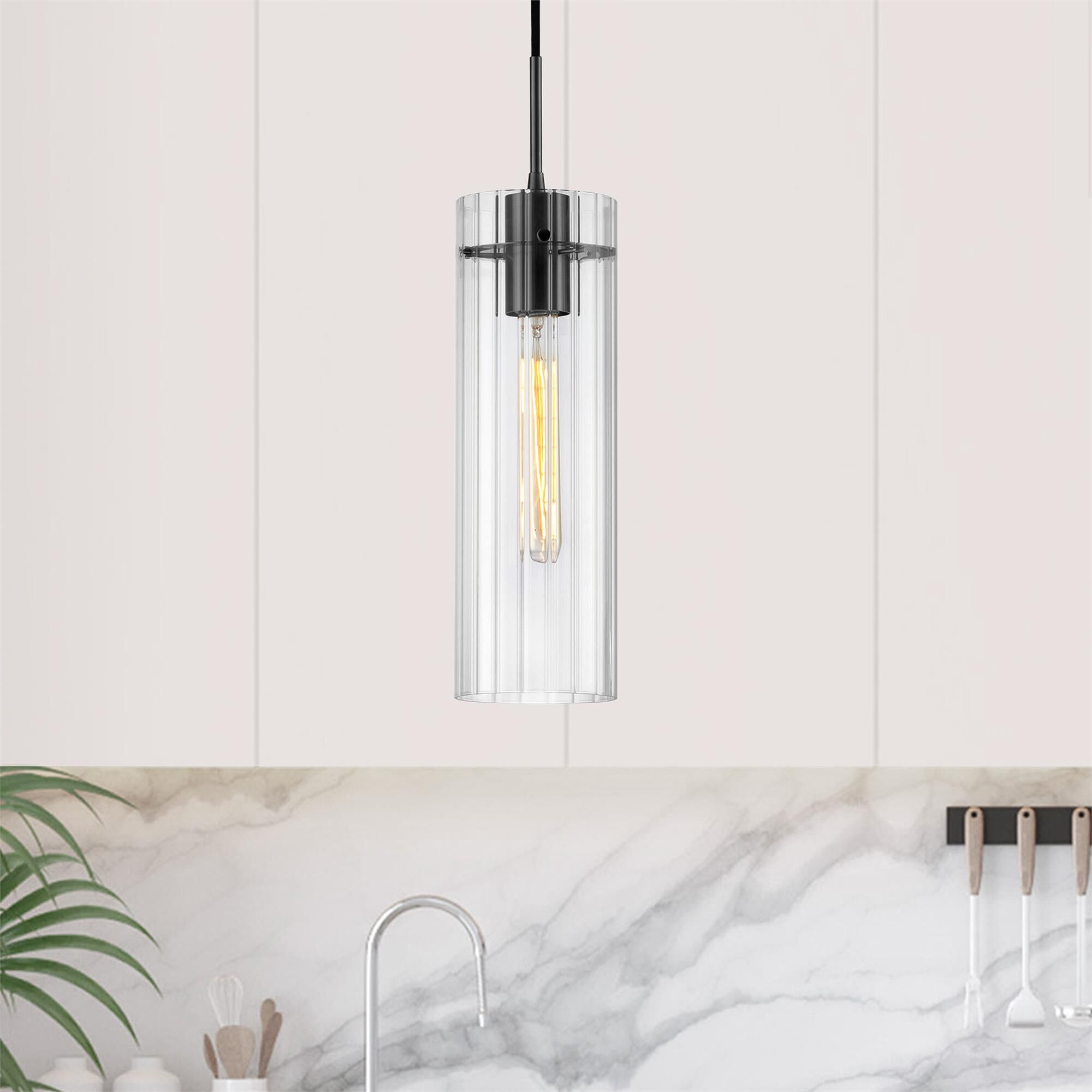 Shown in Clear and Matte Black finish and Clear Cylinder glass