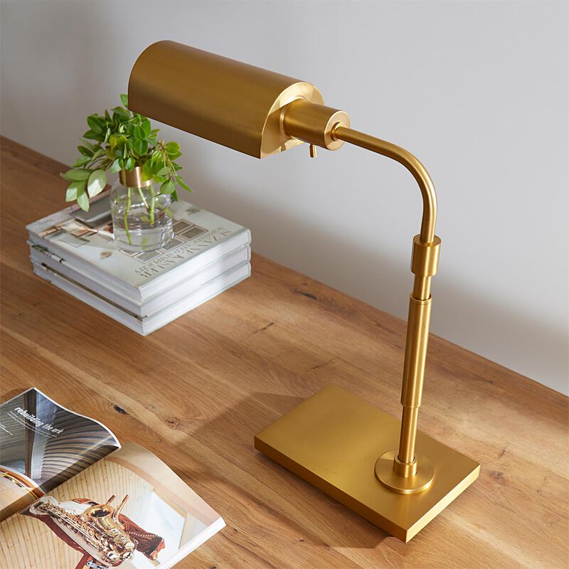 Table Lamp by Visual Comfort Studio
