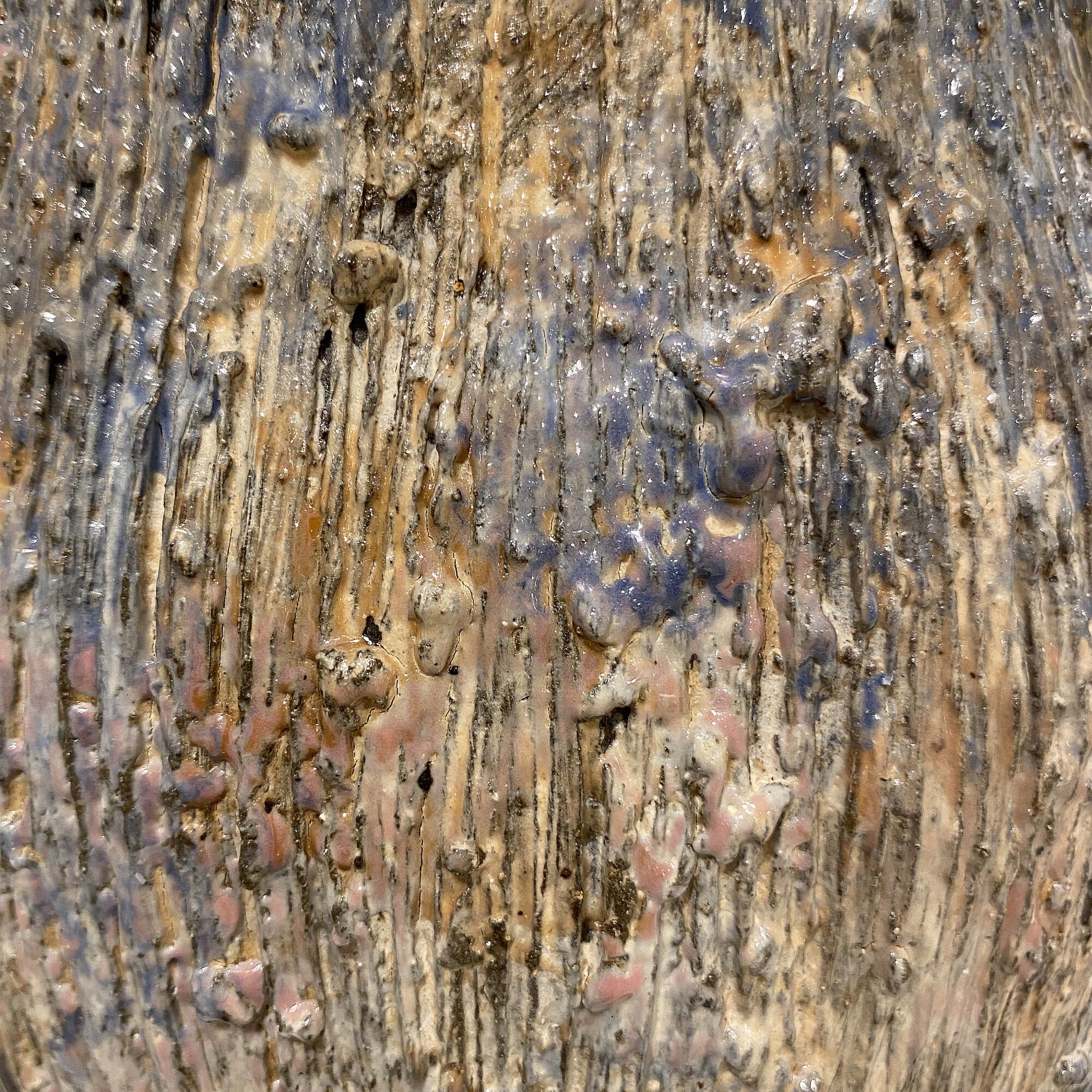 Shown in Reactive finish