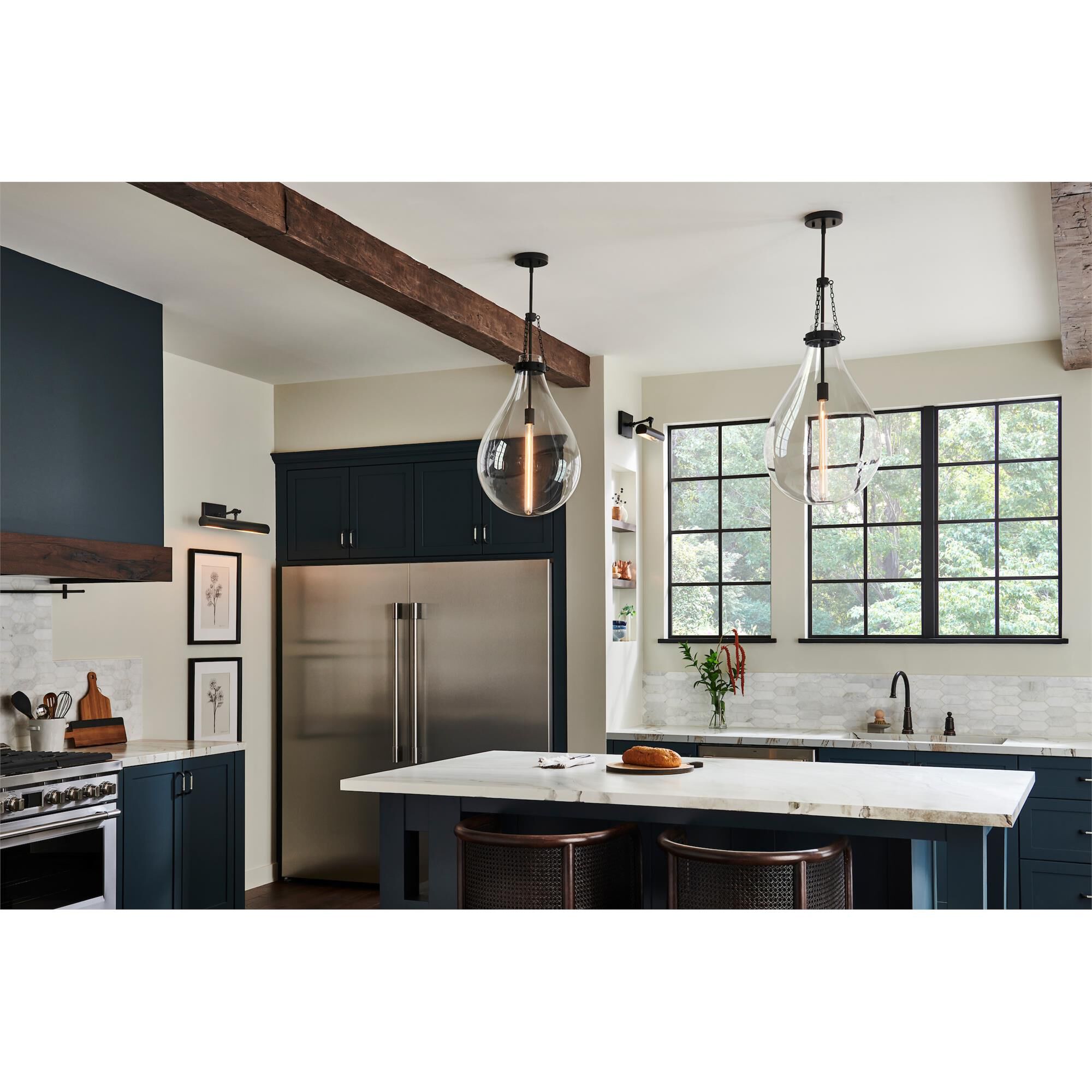 Shown in Black finish and Clear glass