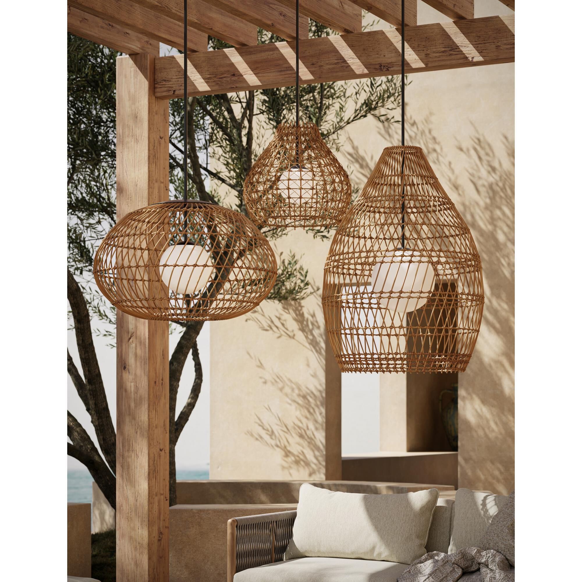 Shown in Natural, Black and Frosted White finish