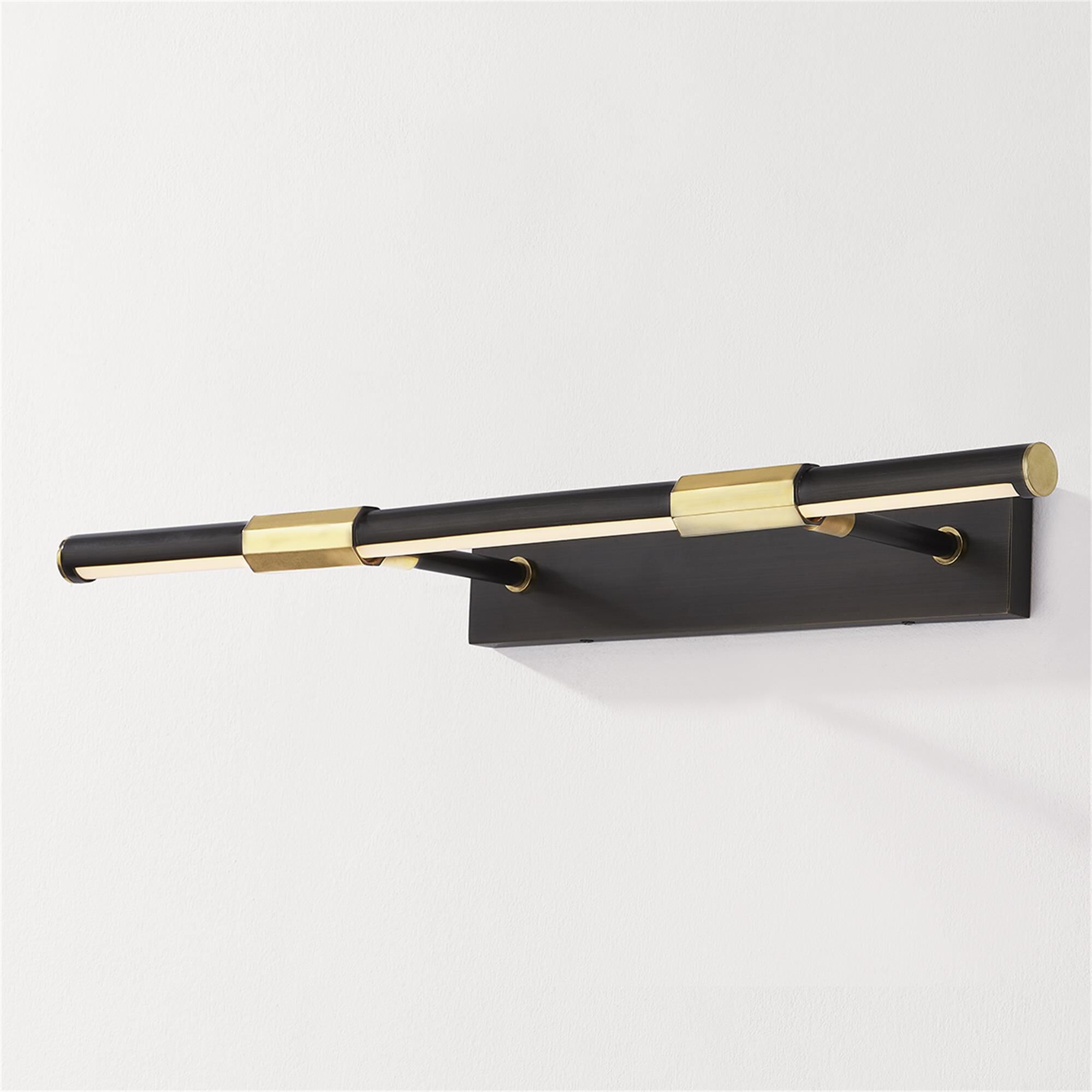Melbourne 23.75 Inch Picture and Display Light,