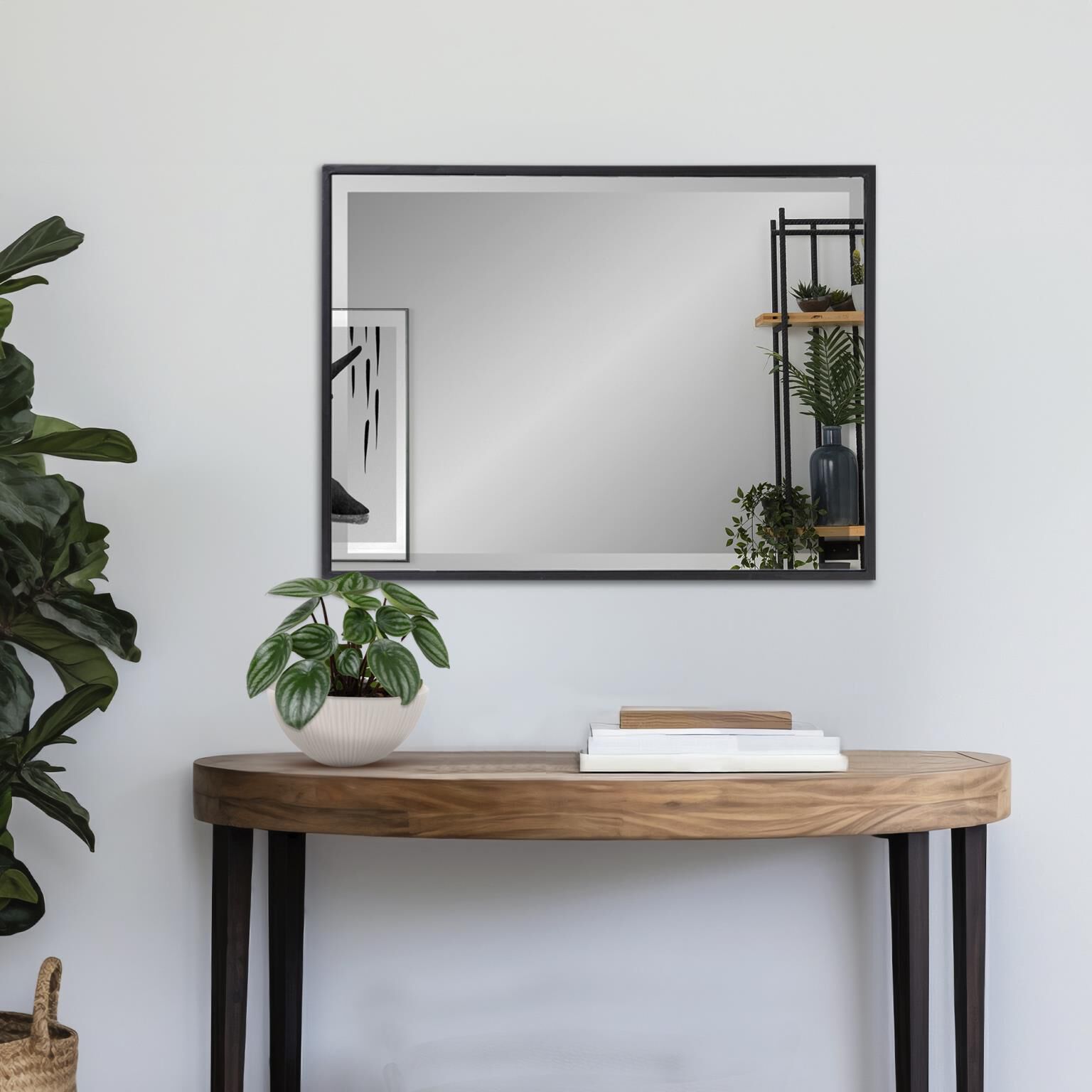 Shown in Matte finish