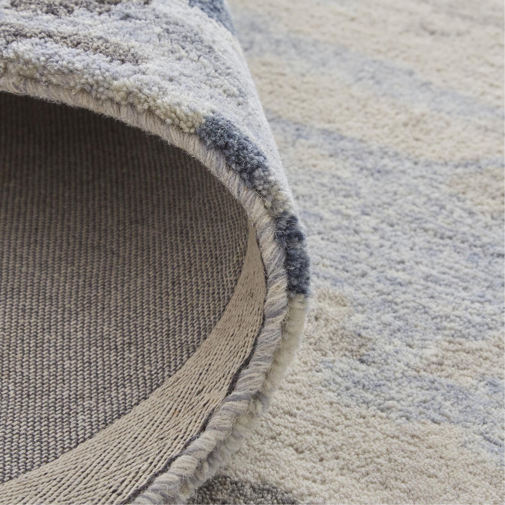 Everley Area Rug by Feizy